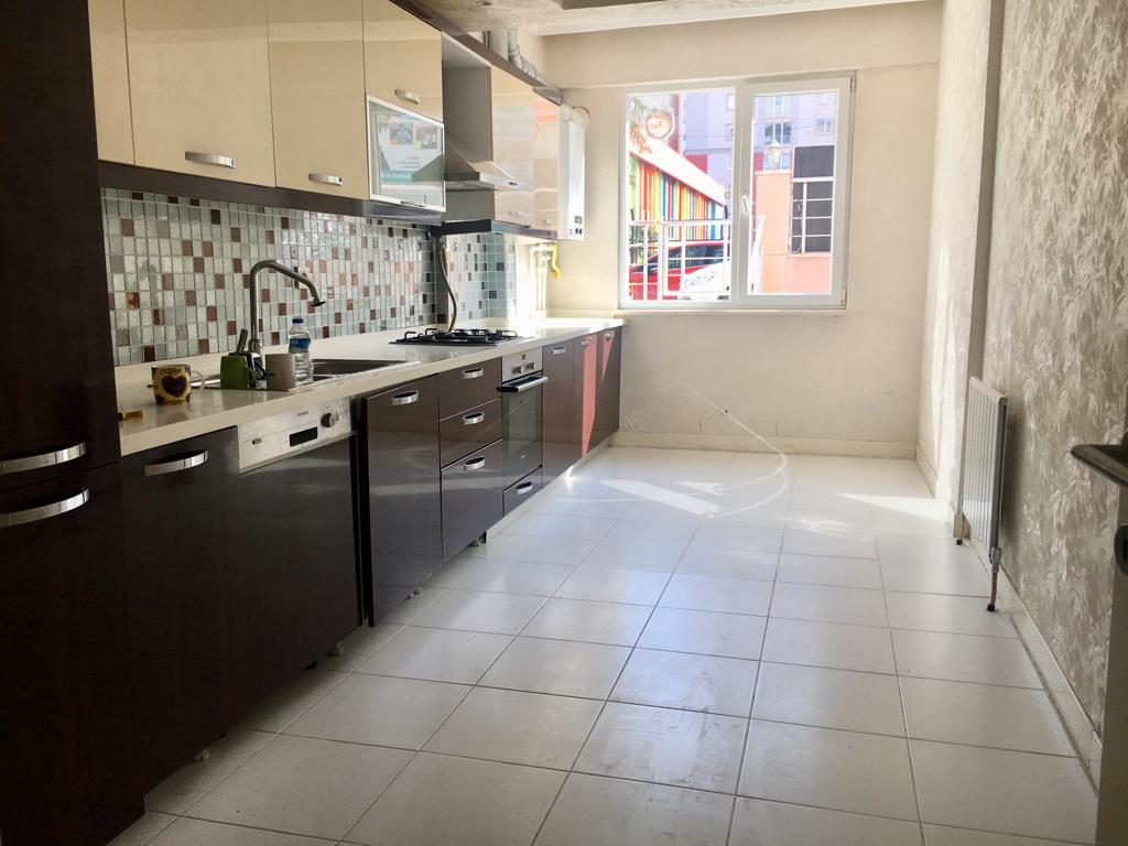 Kiralık Daire, İstanbul / ESENYURT / CUMHURİYET