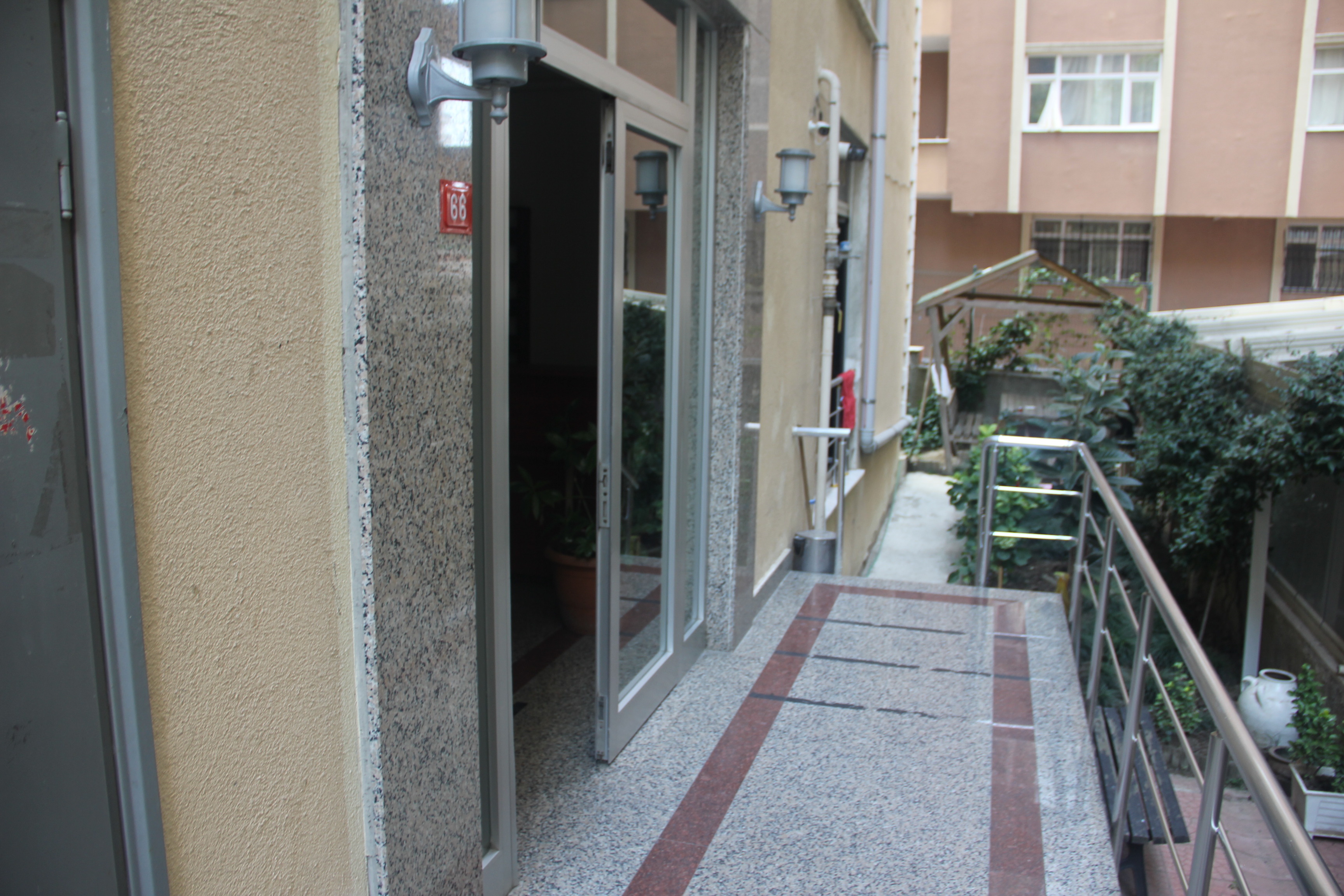 Satılık Daire, İstanbul / ESENYURT / PİRİ REİS MAHALLESİ