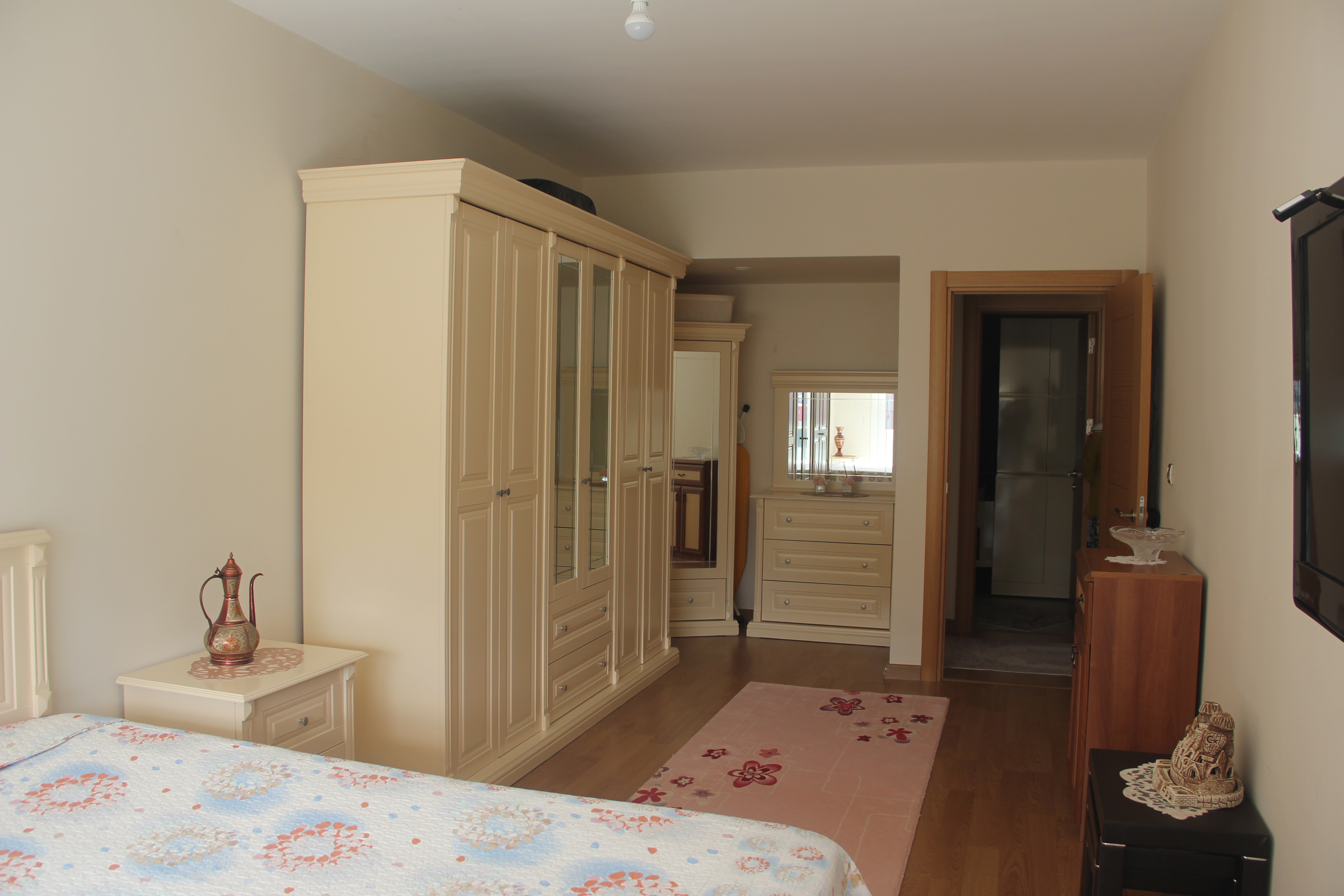 Kiralık Daire, İstanbul / ESENYURT / CUMHURİYET