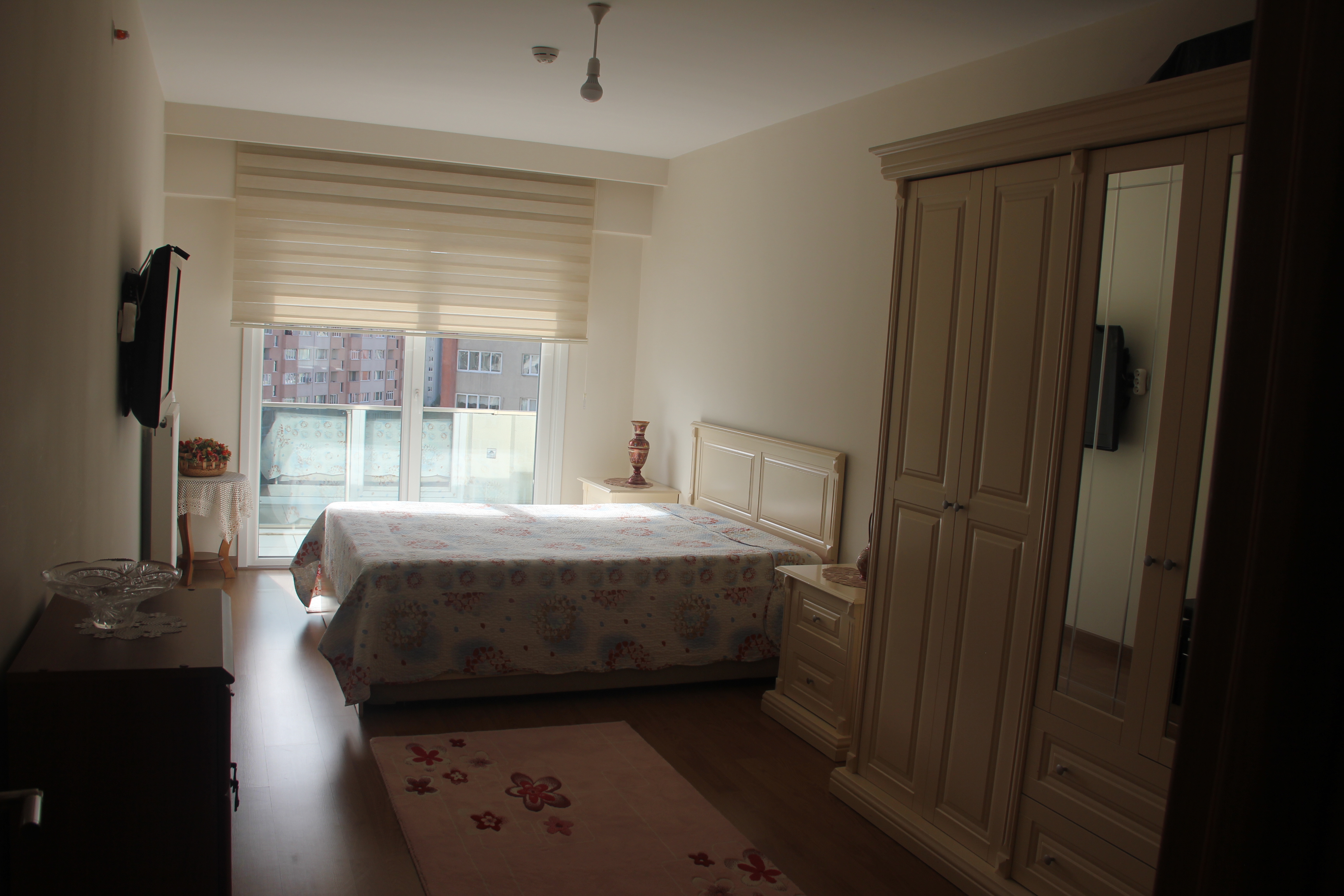 Kiralık Daire, İstanbul / ESENYURT / CUMHURİYET