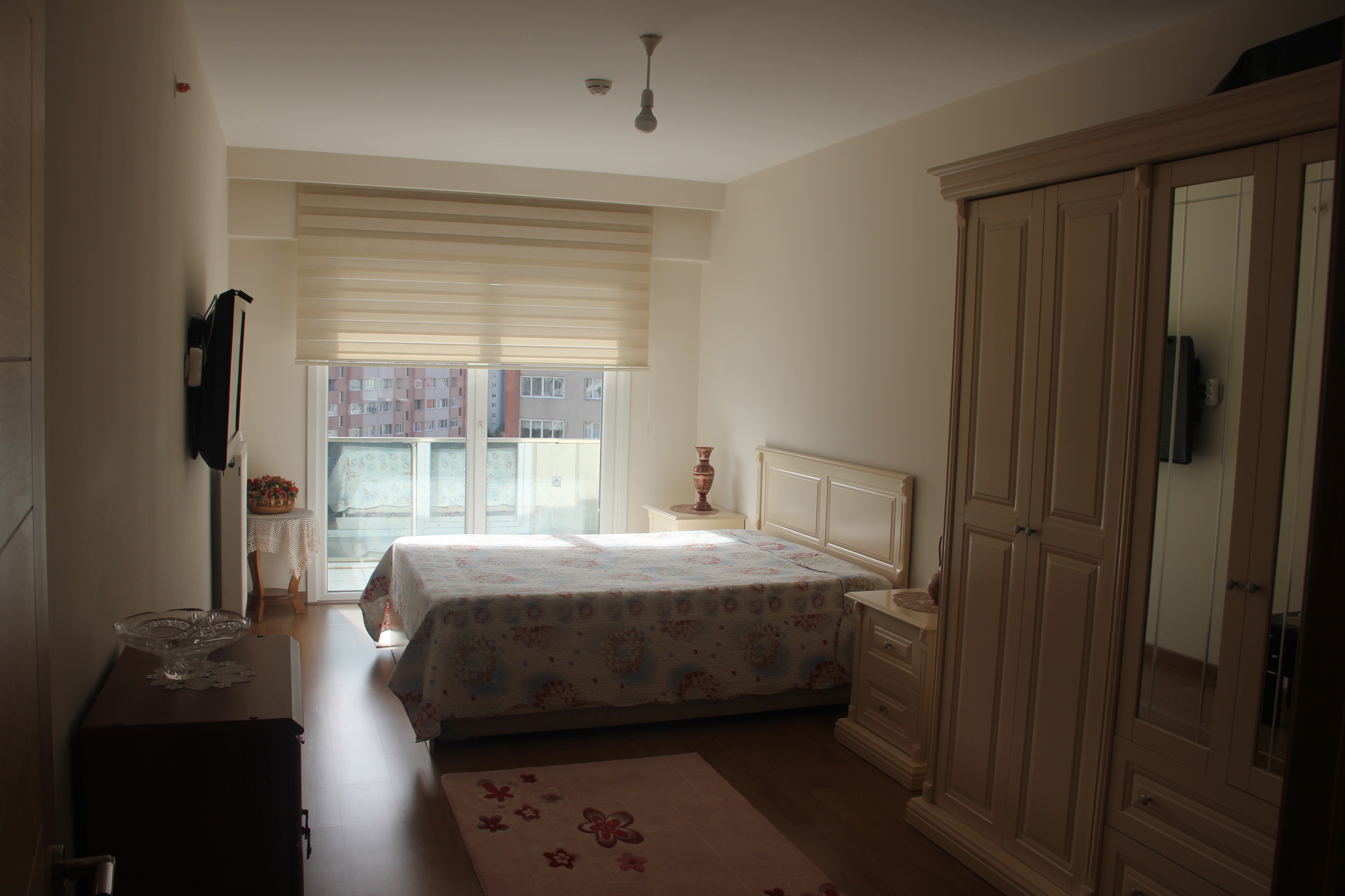 Kiralık Daire, İstanbul / ESENYURT / CUMHURİYET