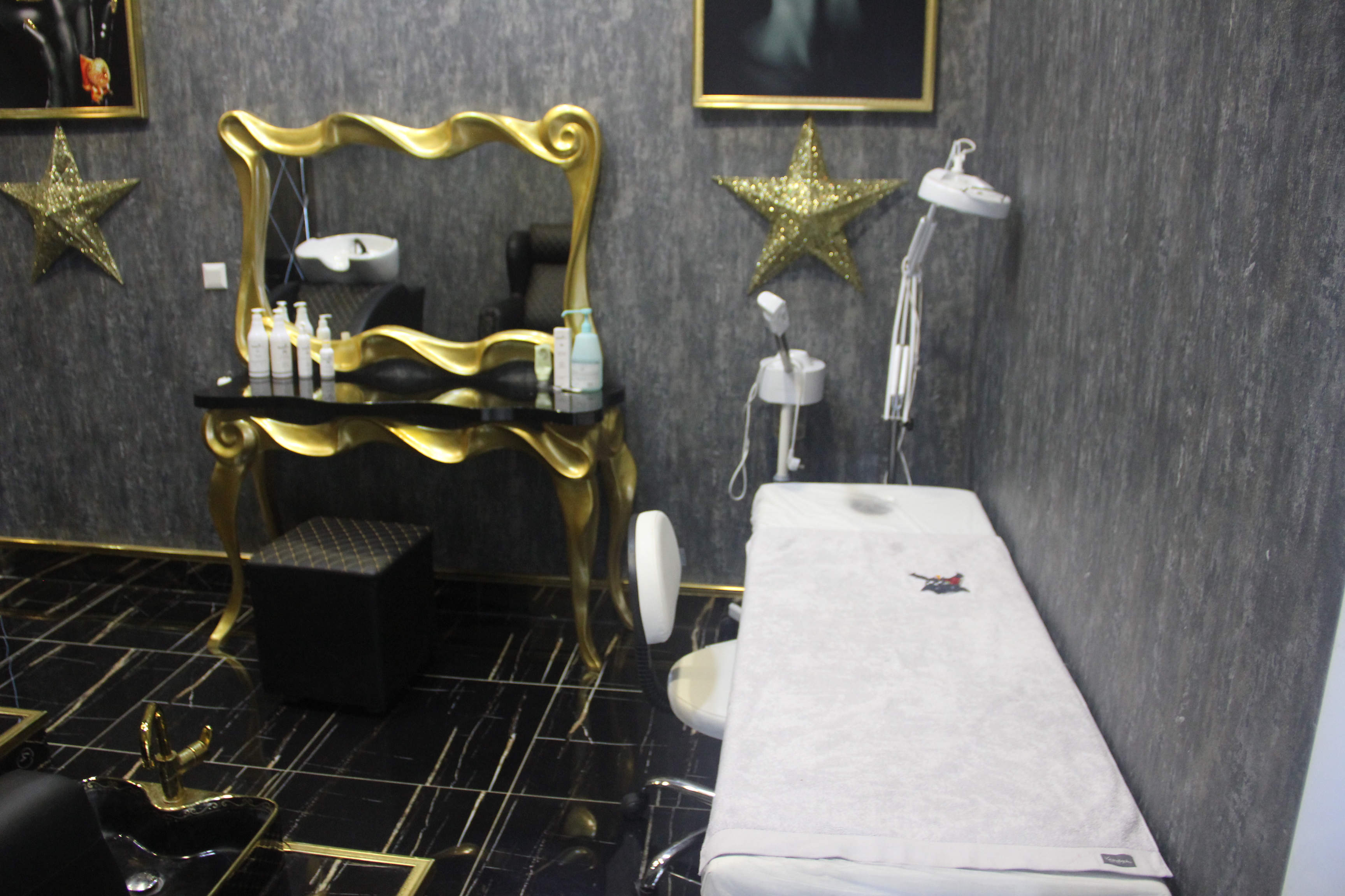 Kiralık Müstakil, İstanbul / ESENYURT / CUMHURİYET