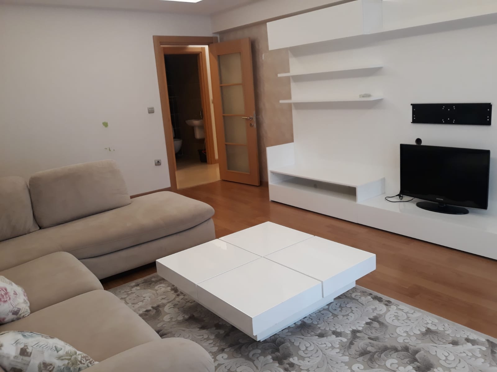 Kiralık Daire, İstanbul / ESENYURT / CUMHURİYET
