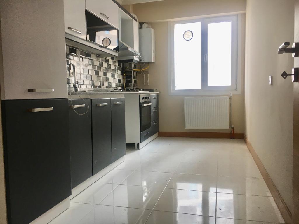 Kiralık Daire, İstanbul / ESENYURT / GÖKEVLER