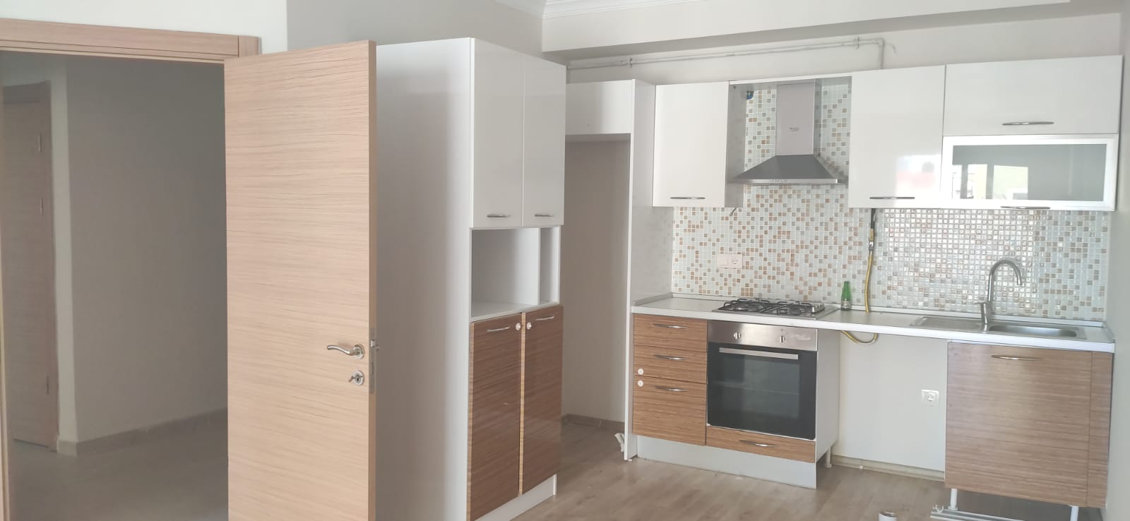 Satılık Apartman, İstanbul / ESENYURT / CUMHURİYET