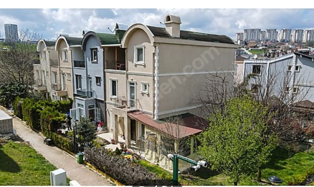 Kiralık Villa, İstanbul / BAHÇEŞEHİR / BAHÇEŞEHİR