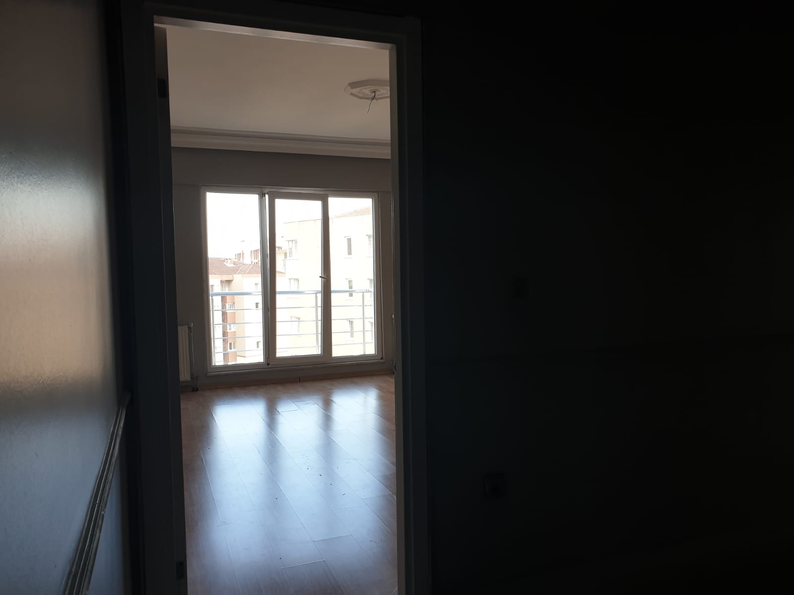 Kiralık Daire, İstanbul / ESENYURT / CUMHURİYET