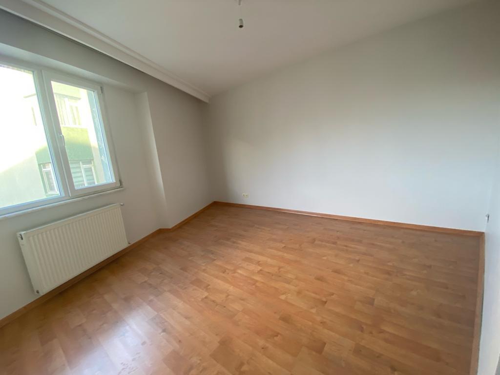 Kiralık Daire, İstanbul / ESENYURT / CUMHURİYET