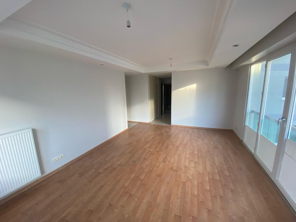 Kiralık Daire, İstanbul / ESENYURT / CUMHURİYET