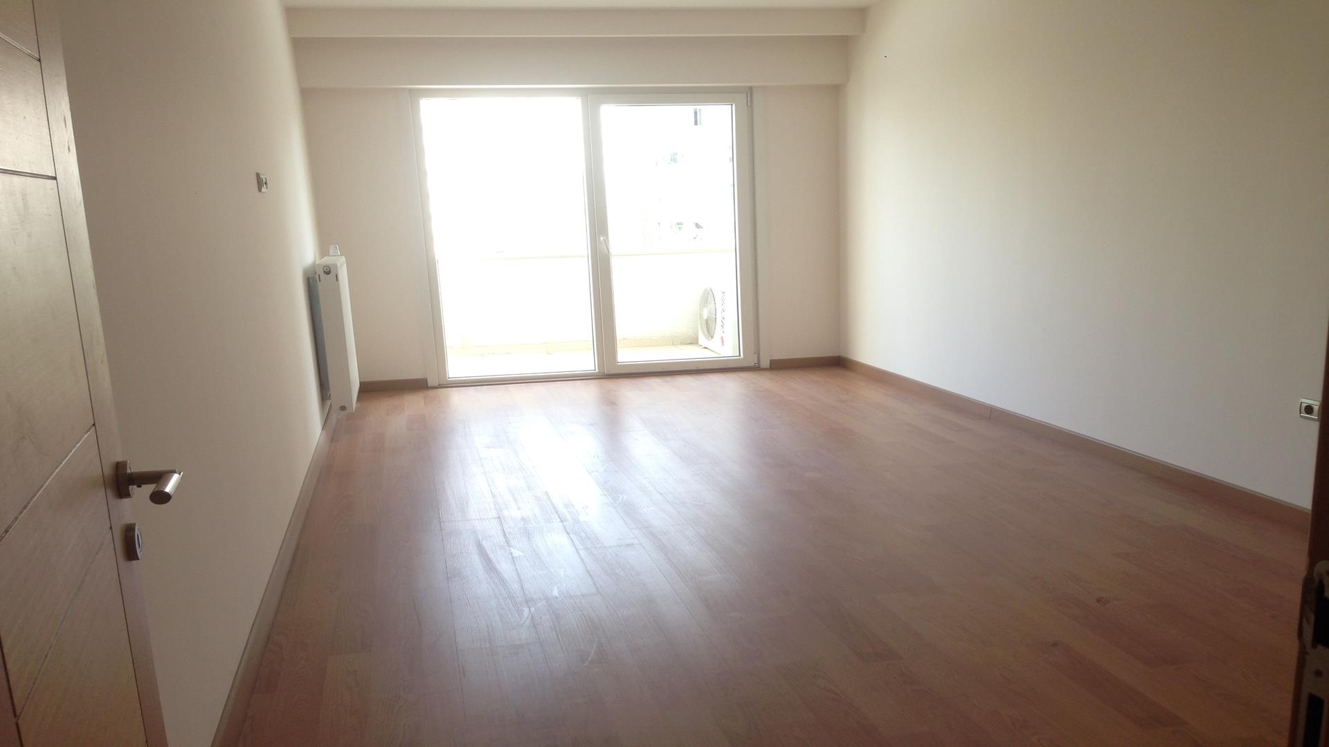 Satılık Daire, İstanbul / ESENYURT / CUMHURİYET MAH