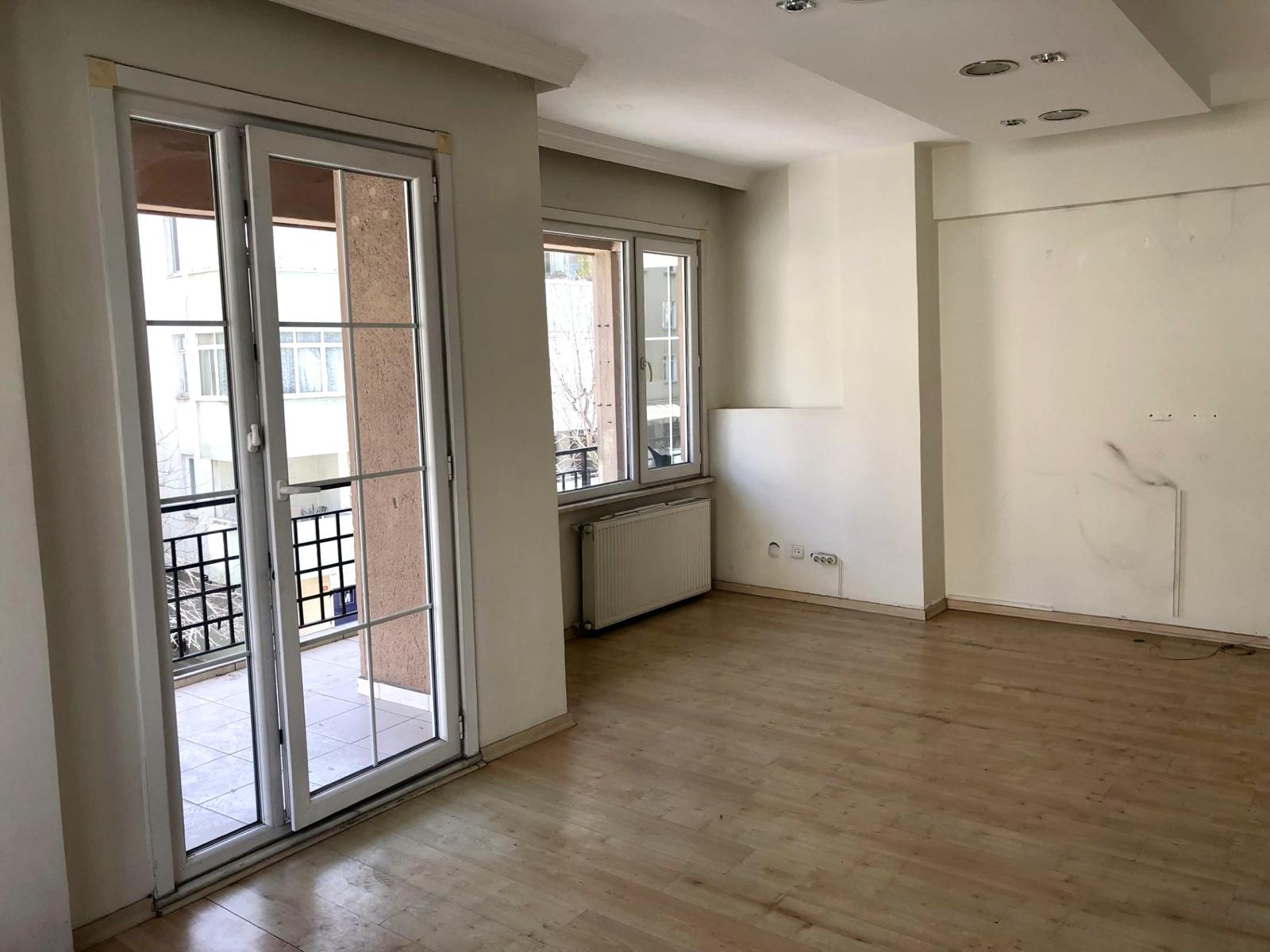 Satılık Daire, İstanbul / KOZYATAĞI / KOZYATAĞI
