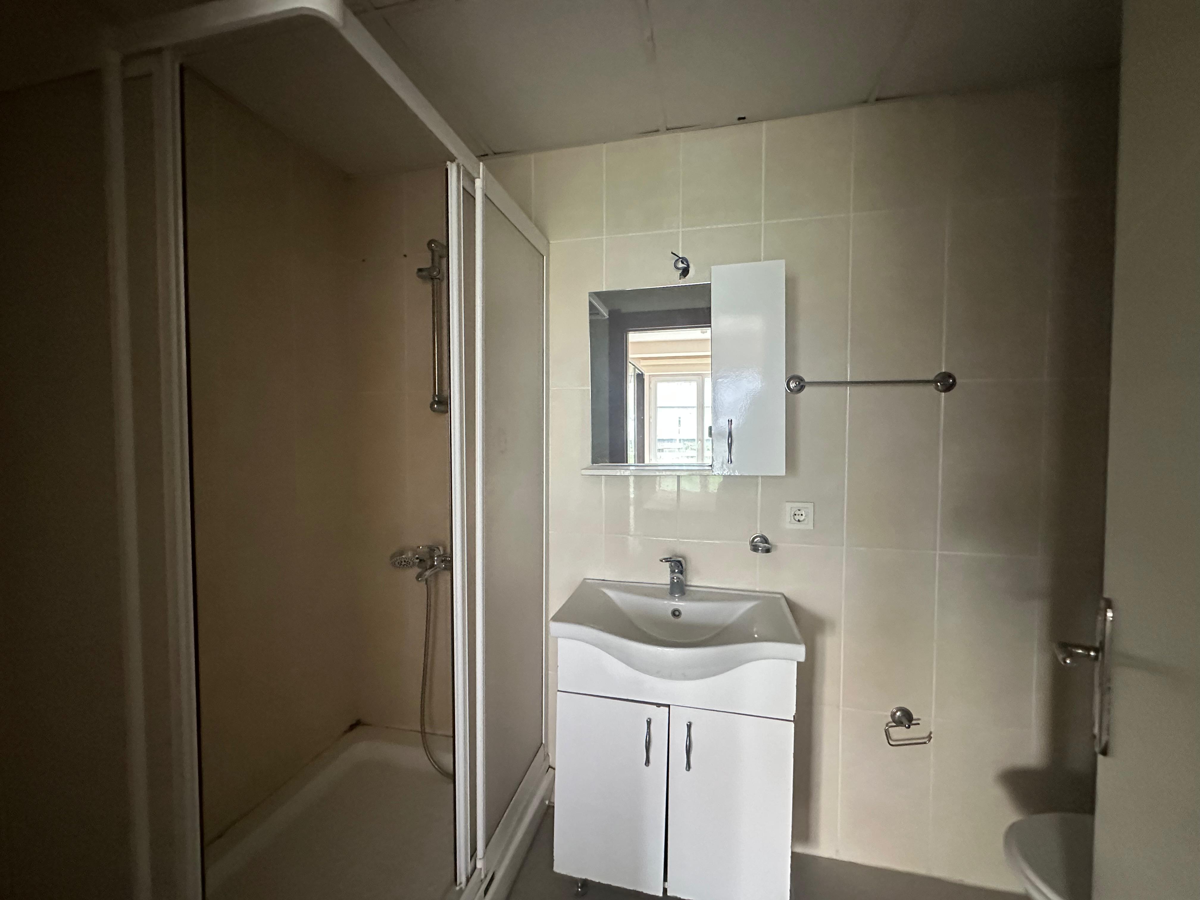 Kiralık Daire, İstanbul / ESENYURT / PİRİREİS