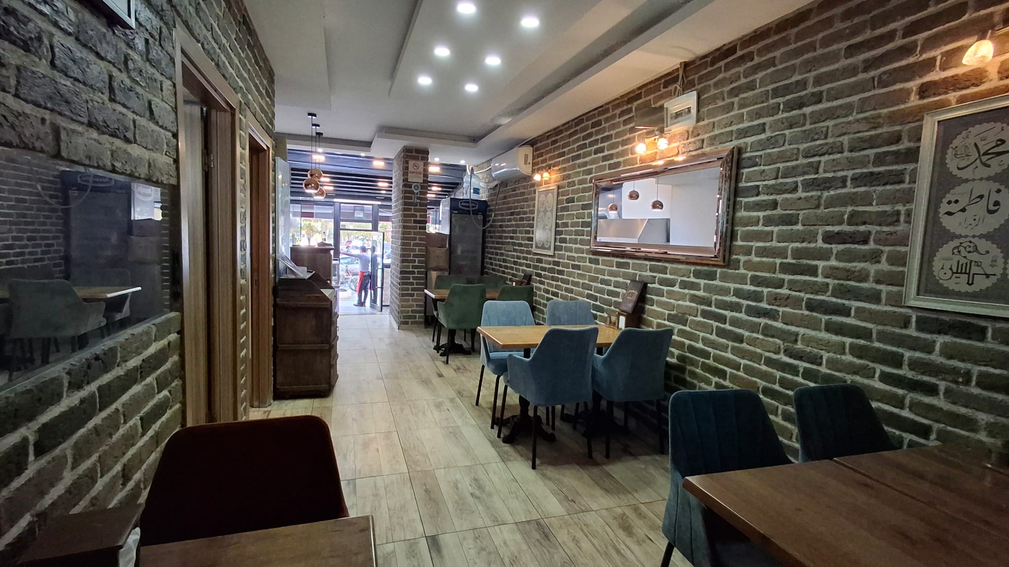 Kiralık Dükkan, İstanbul / ESENYURT / CUMHURİYET