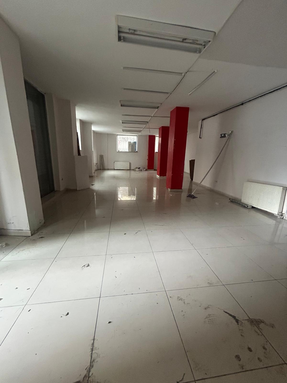 Kiralık Dükkan, İstanbul