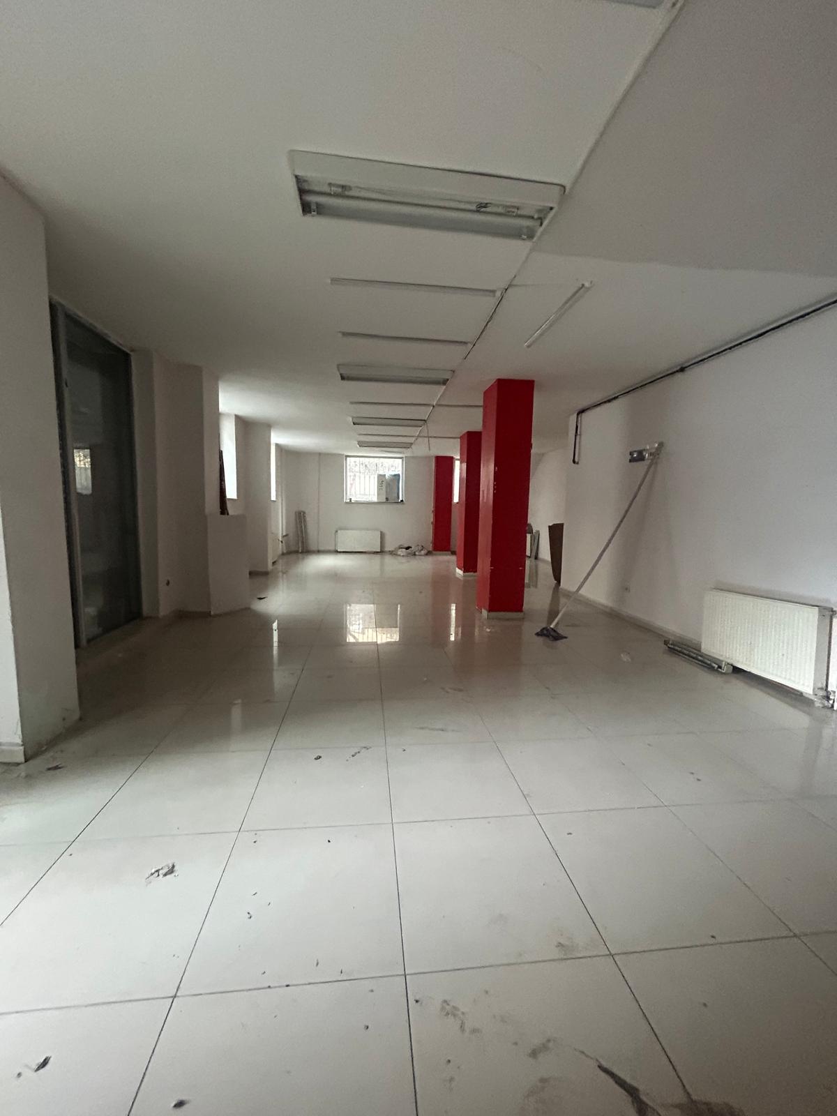 Kiralık Dükkan, İstanbul