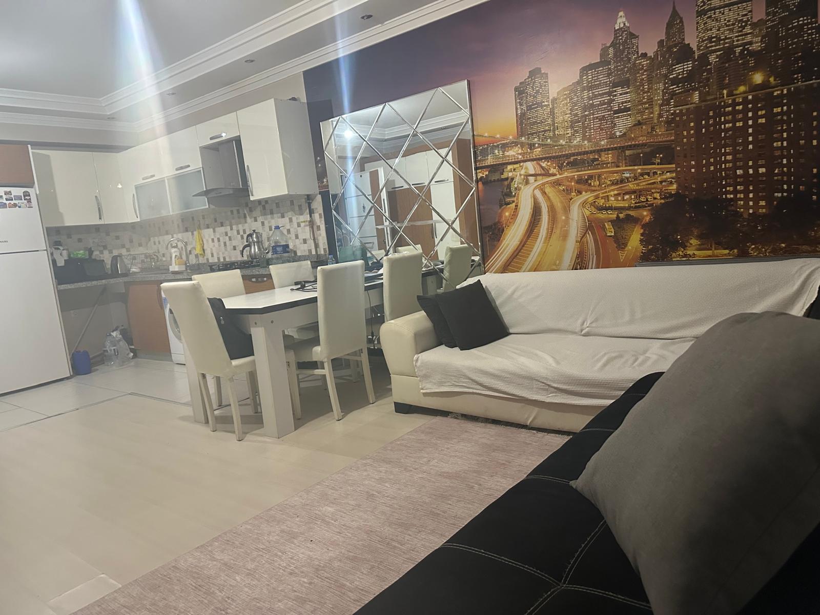 Kiralık Daire, İstanbul / CUMHURİYET
