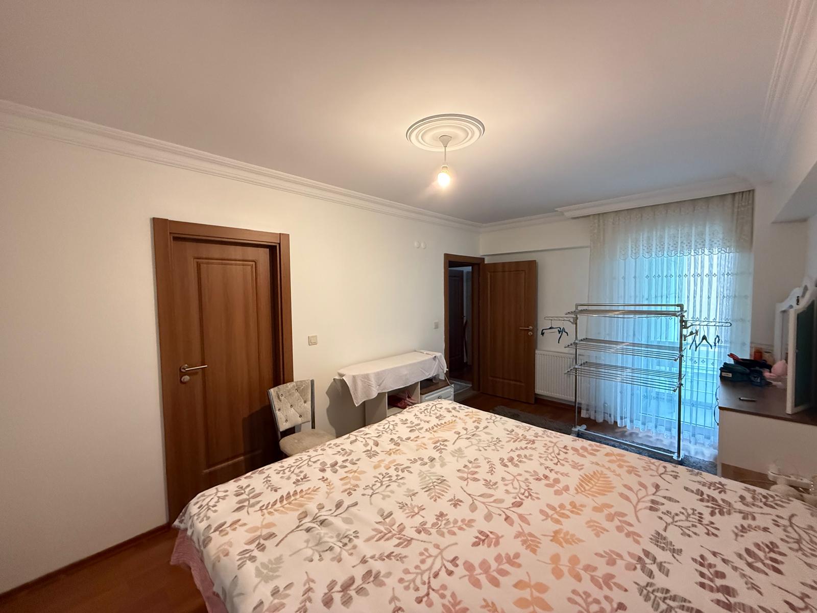 Satılık Daire, İstanbul / CUMHURİYET