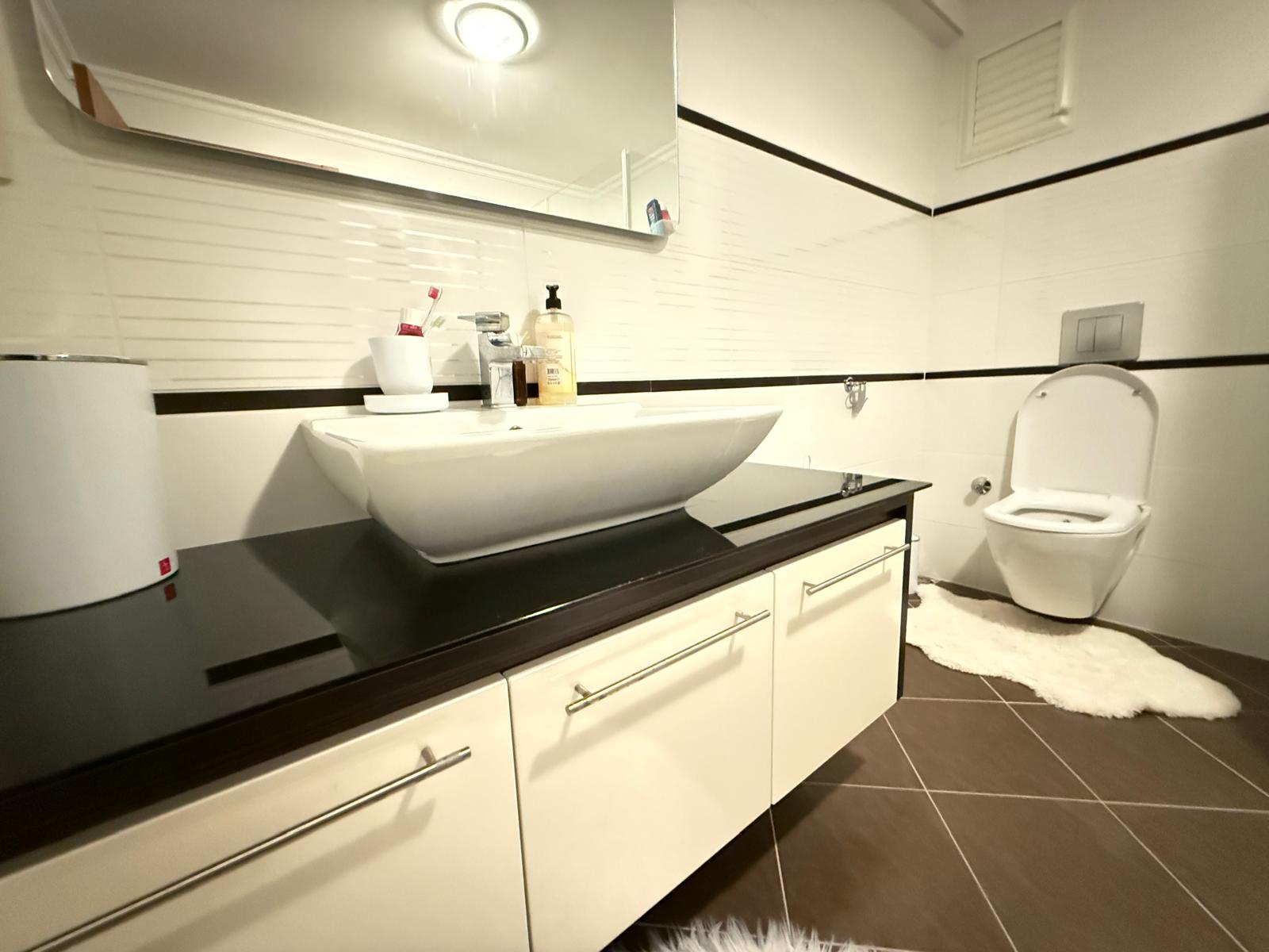 Satılık Daire, İstanbul / CUMHURİYET