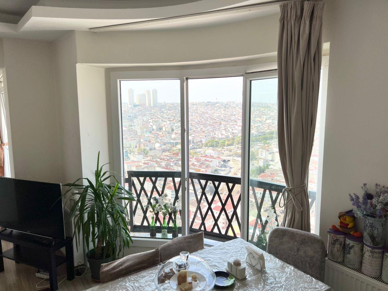Kiralık Daire, İstanbul / PINAR