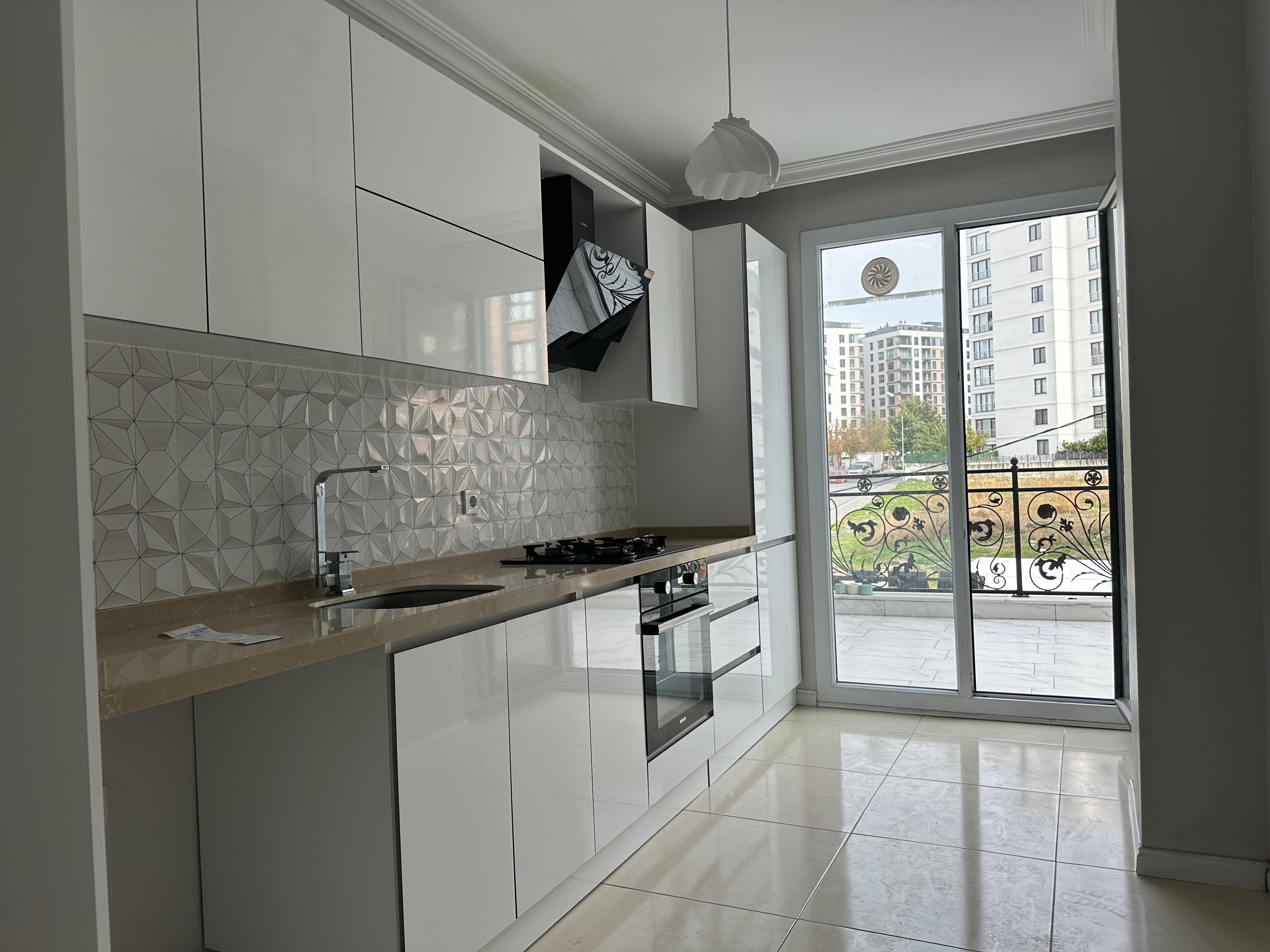 Kiralık Daire, İstanbul / KAVAKLI