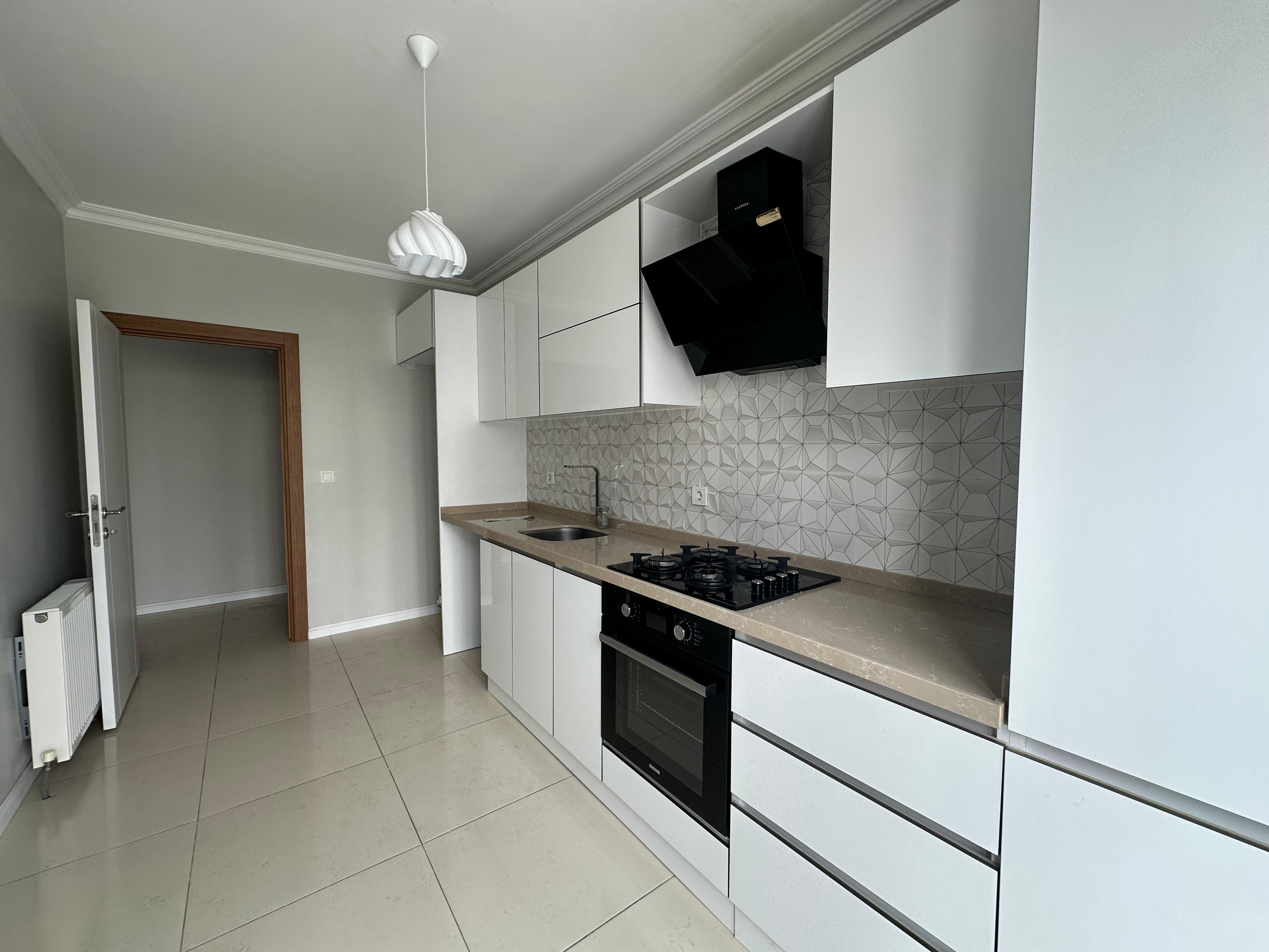 Kiralık Daire, İstanbul / KAVAKLI