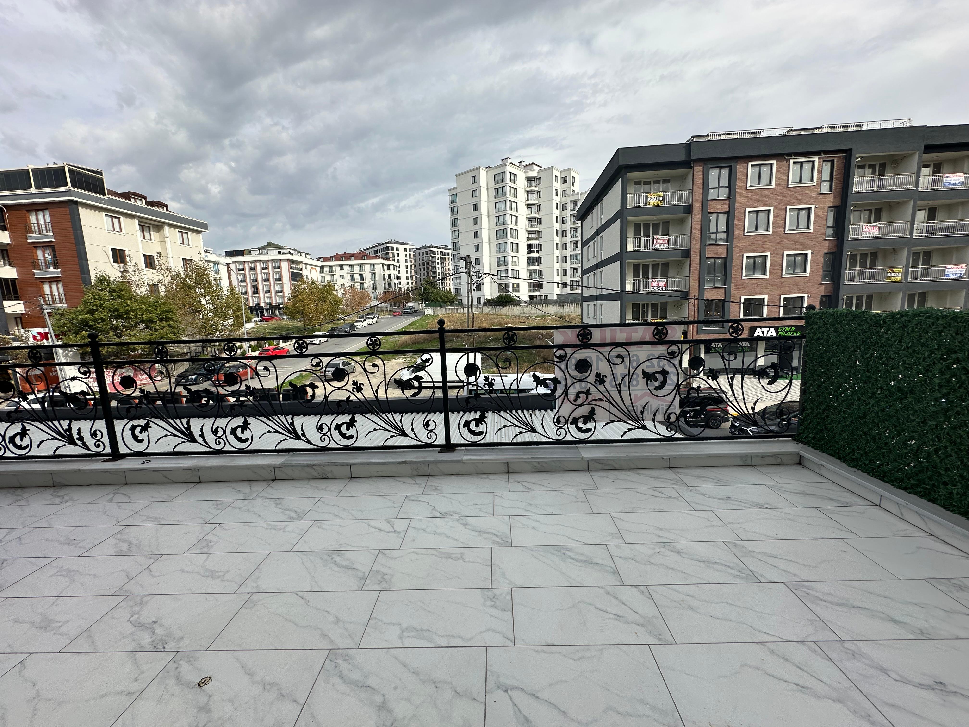 Kiralık Daire, İstanbul / KAVAKLI