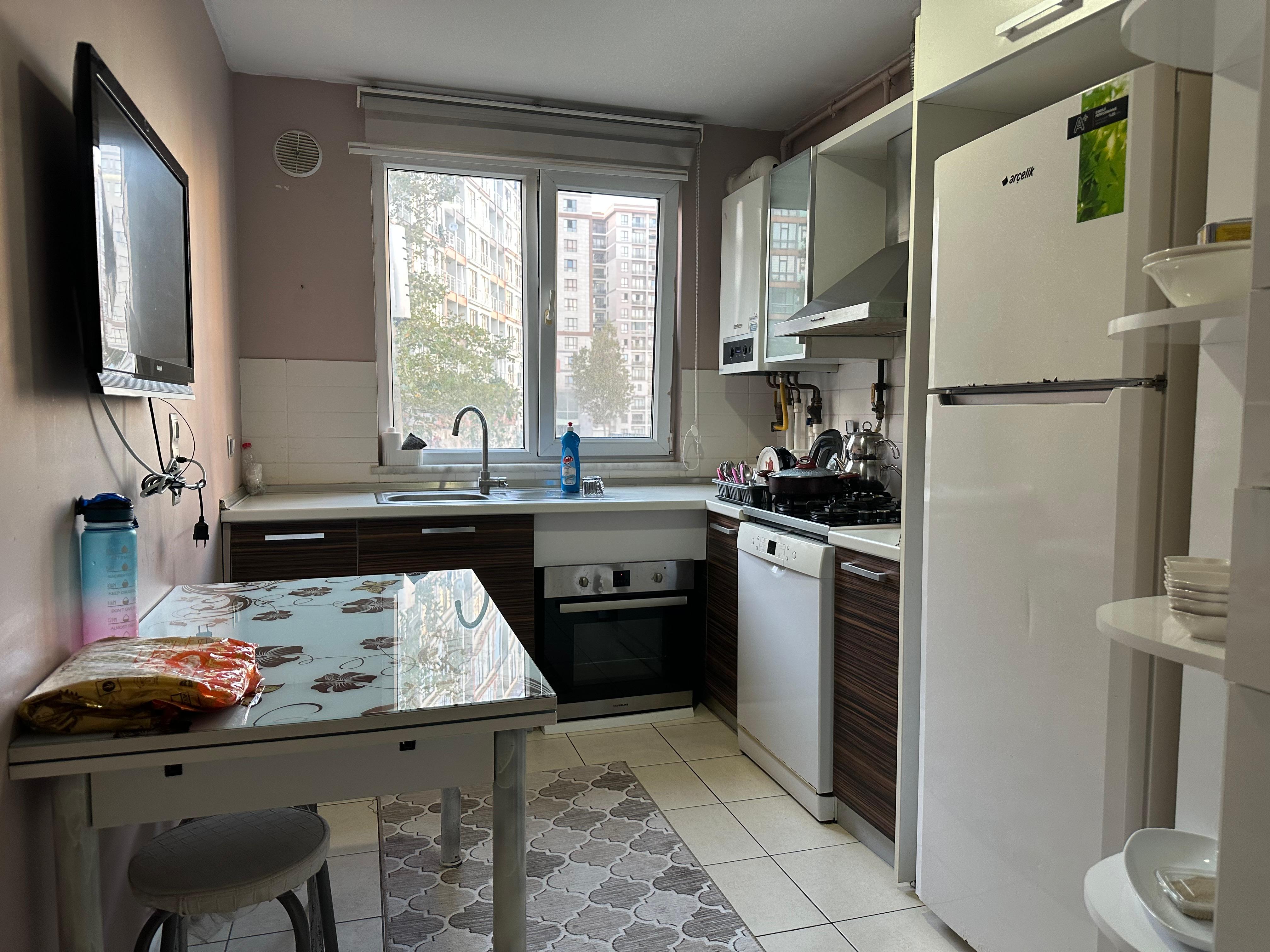 Kiralık Daire, İstanbul / CUMHURİYET