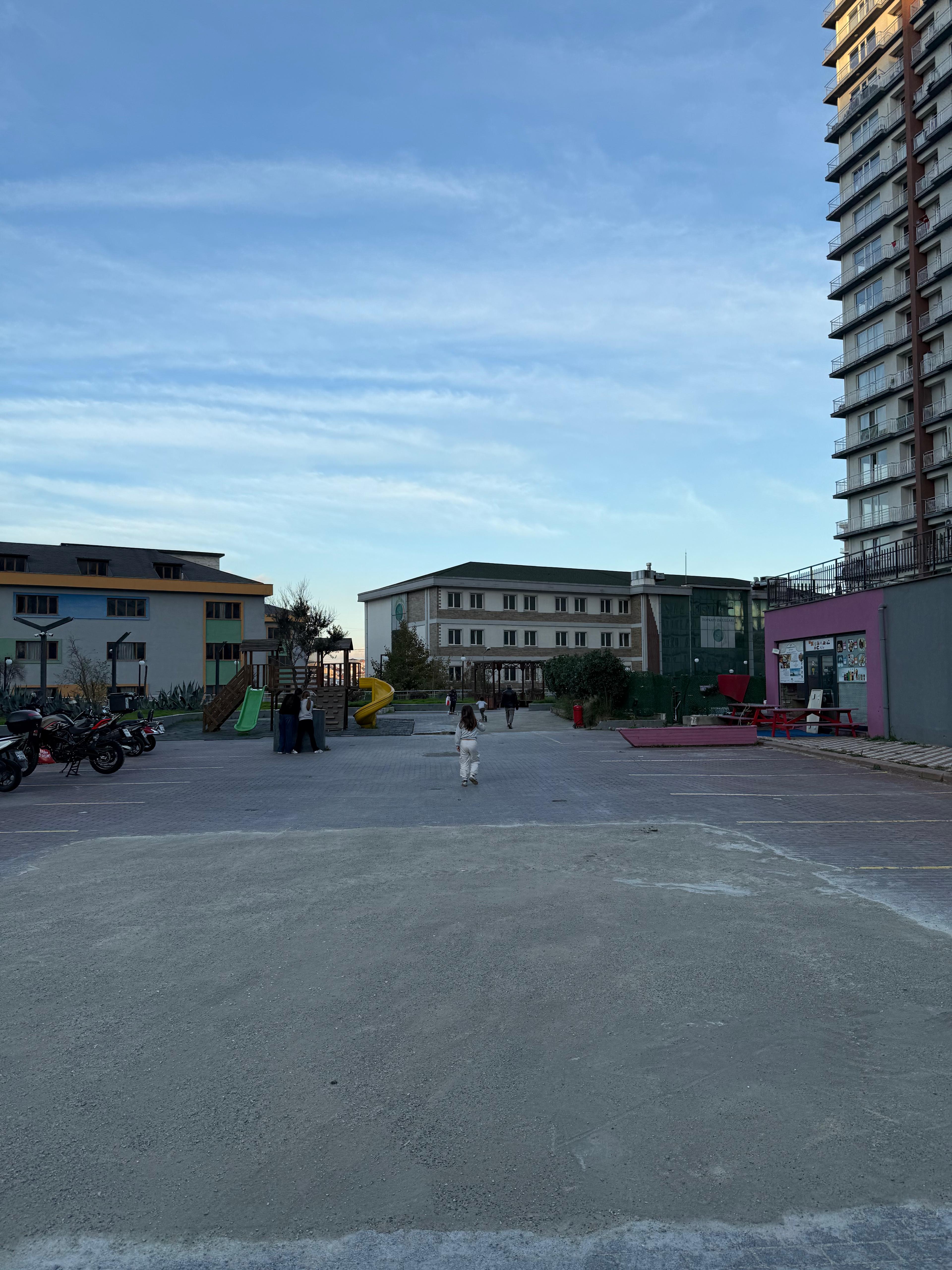 Kiralık Daire, İstanbul / ESENYURT / PİRİ REİS