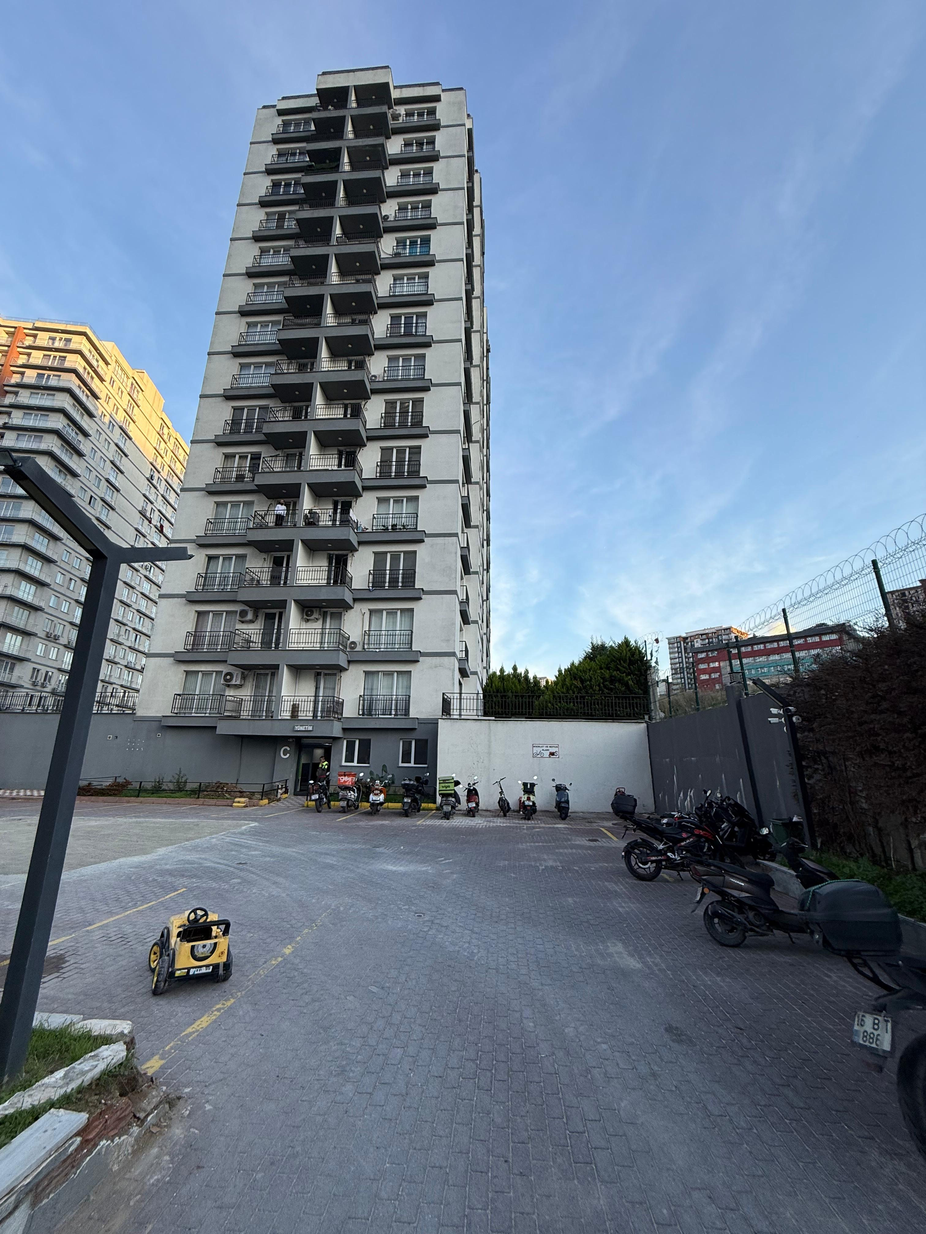 Kiralık Daire, İstanbul / ESENYURT / PİRİ REİS