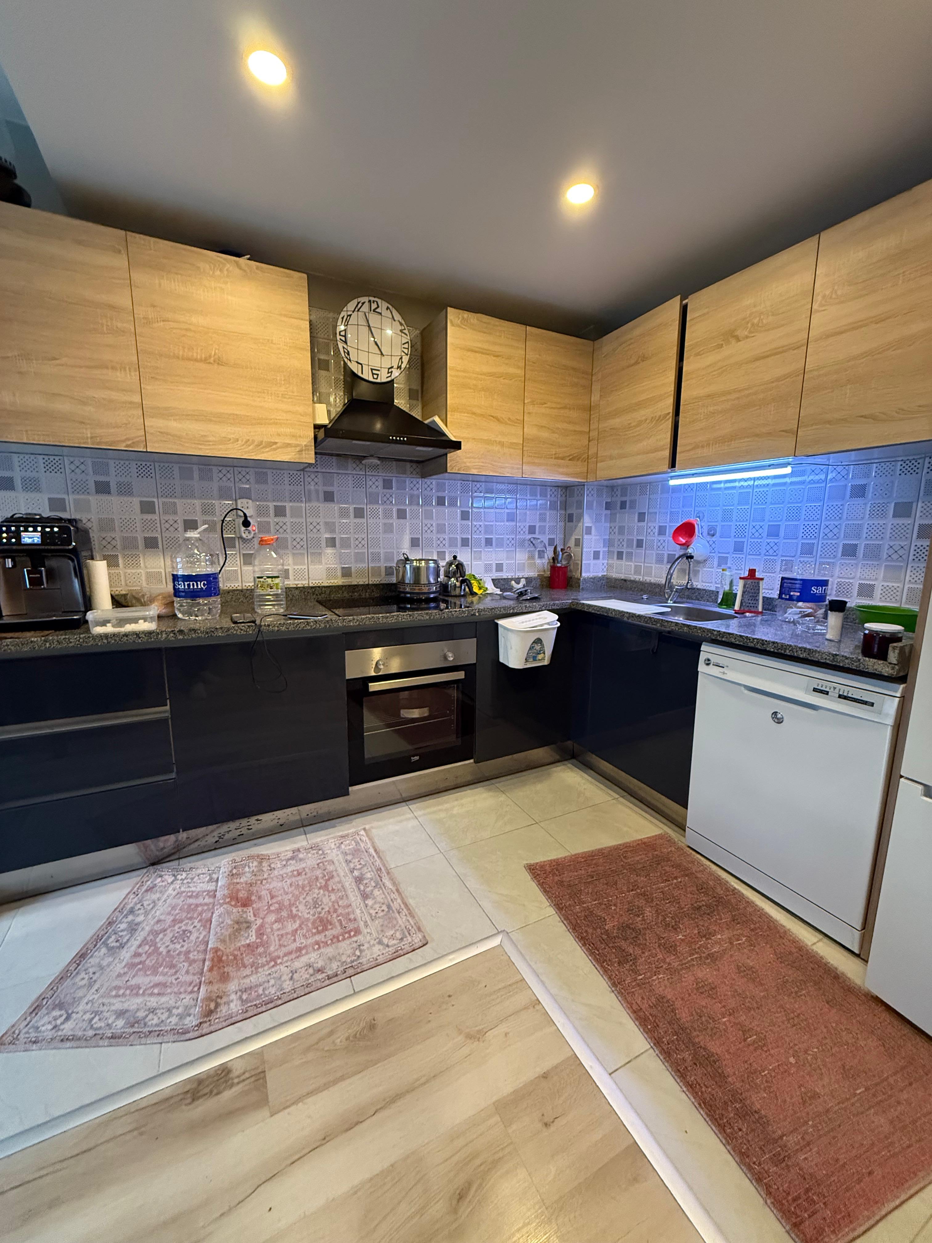 Kiralık Daire, İstanbul / ESENYURT / PİRİ REİS