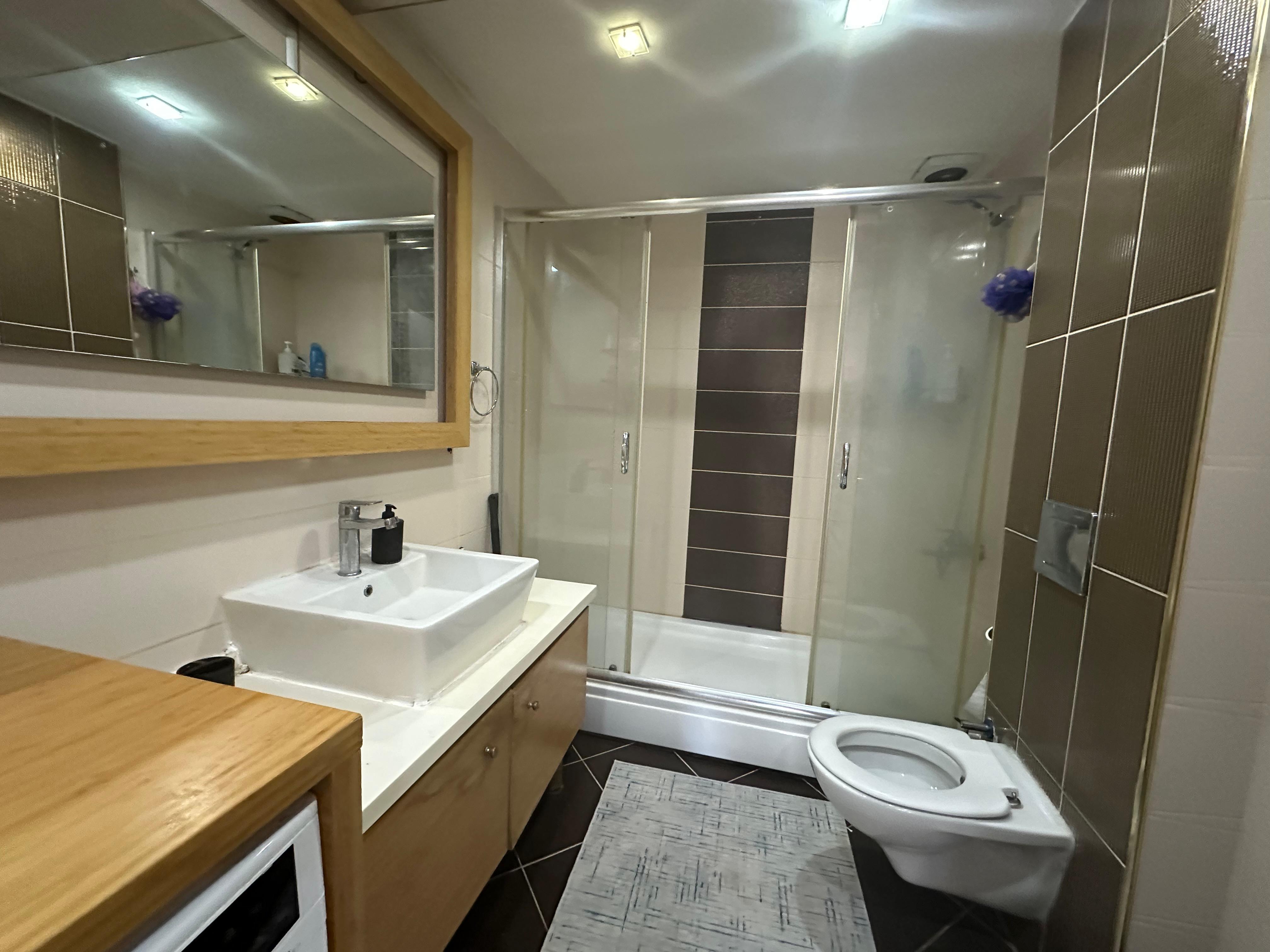 Satılık Apartman, İstanbul / MEVLANA