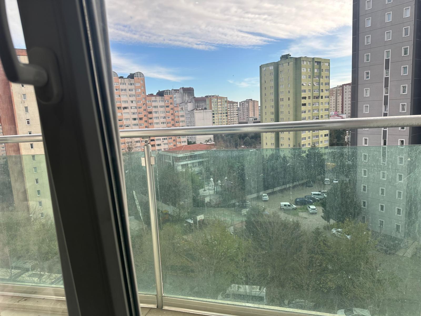 Kiralık Daire, İstanbul / CUMHURİYET