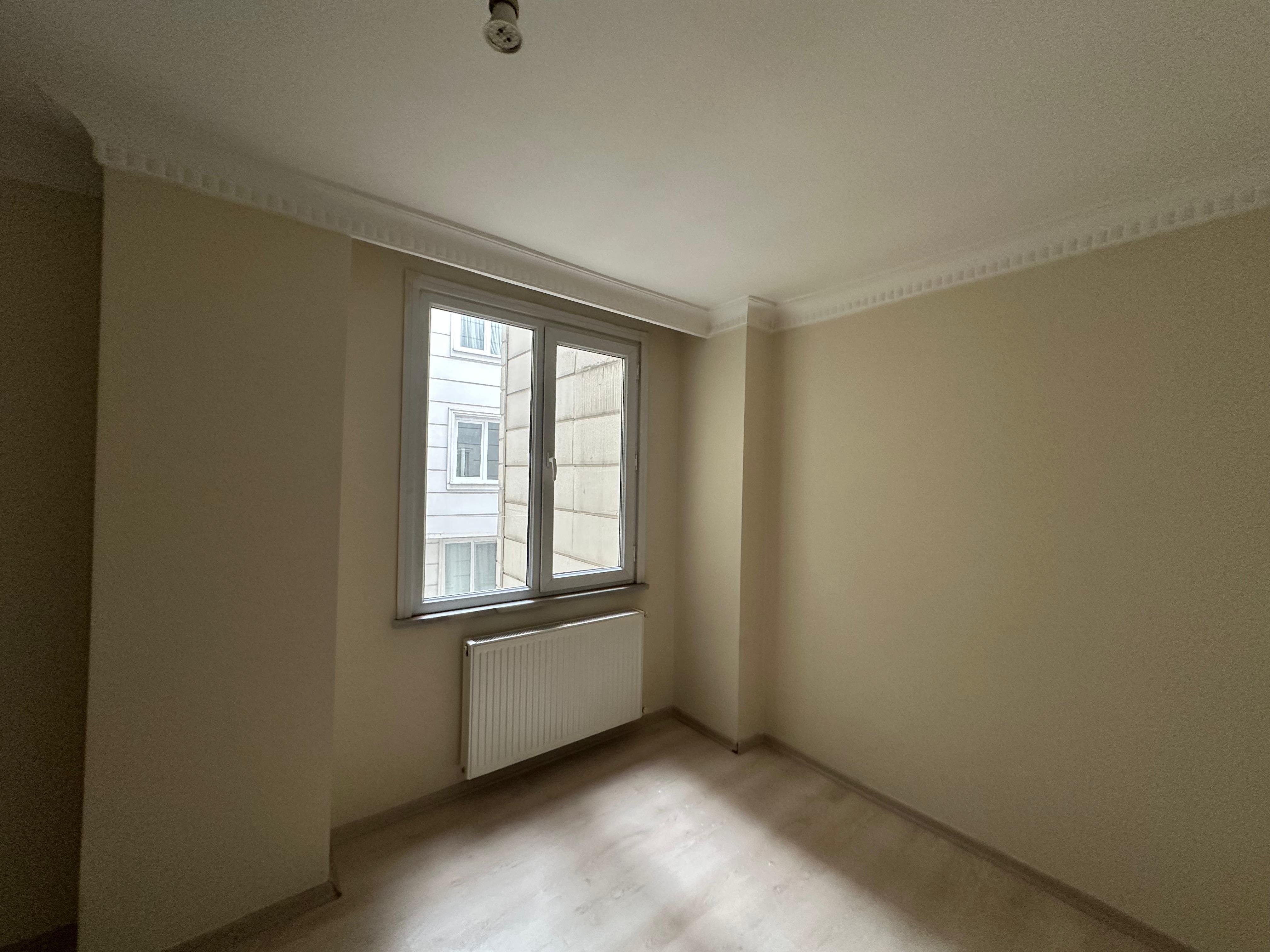 Kiralık Daire, İstanbul / ESENYURT