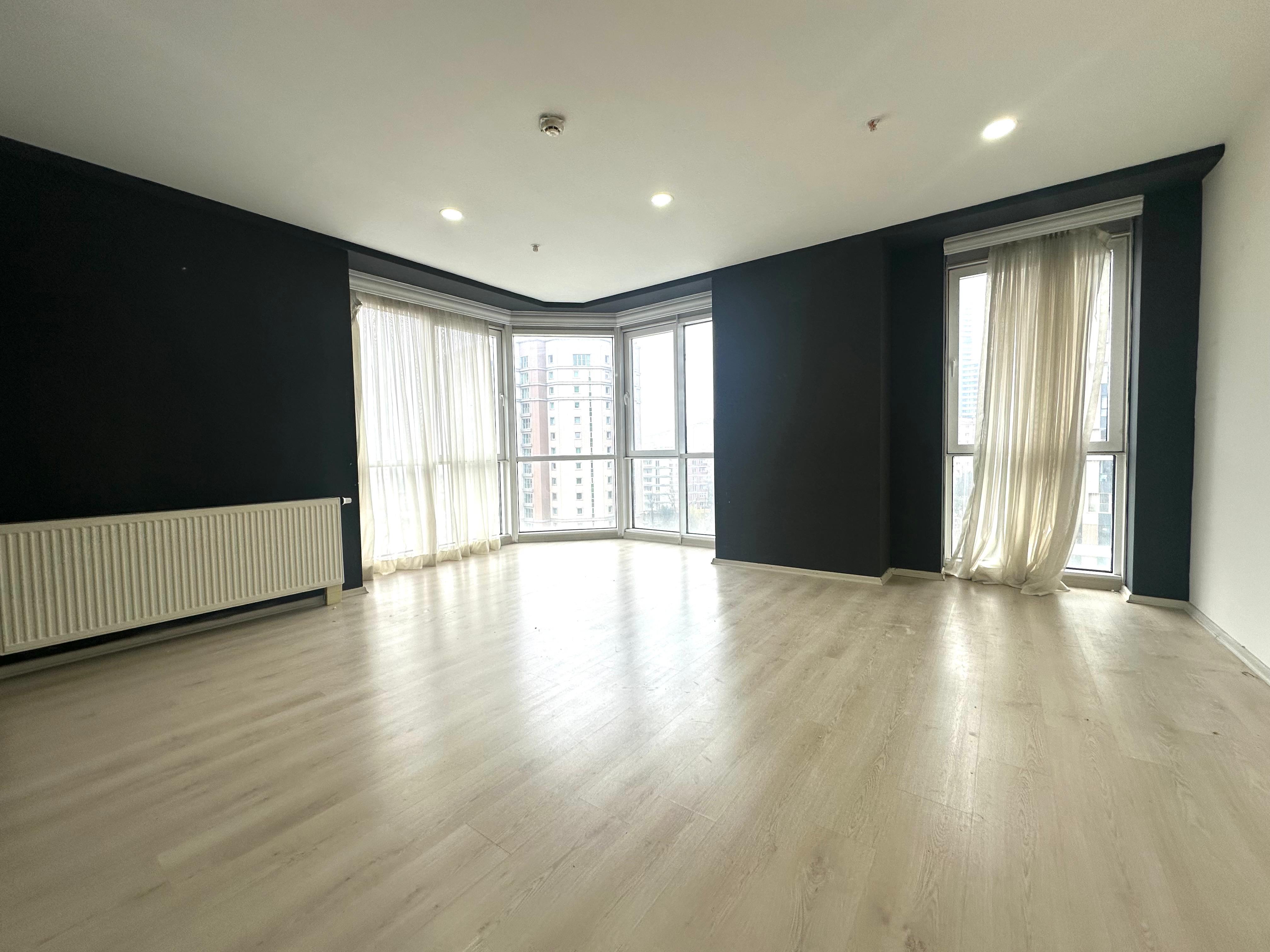 Kiralık Daire, İstanbul / ESENYURT / CUMHURİYET