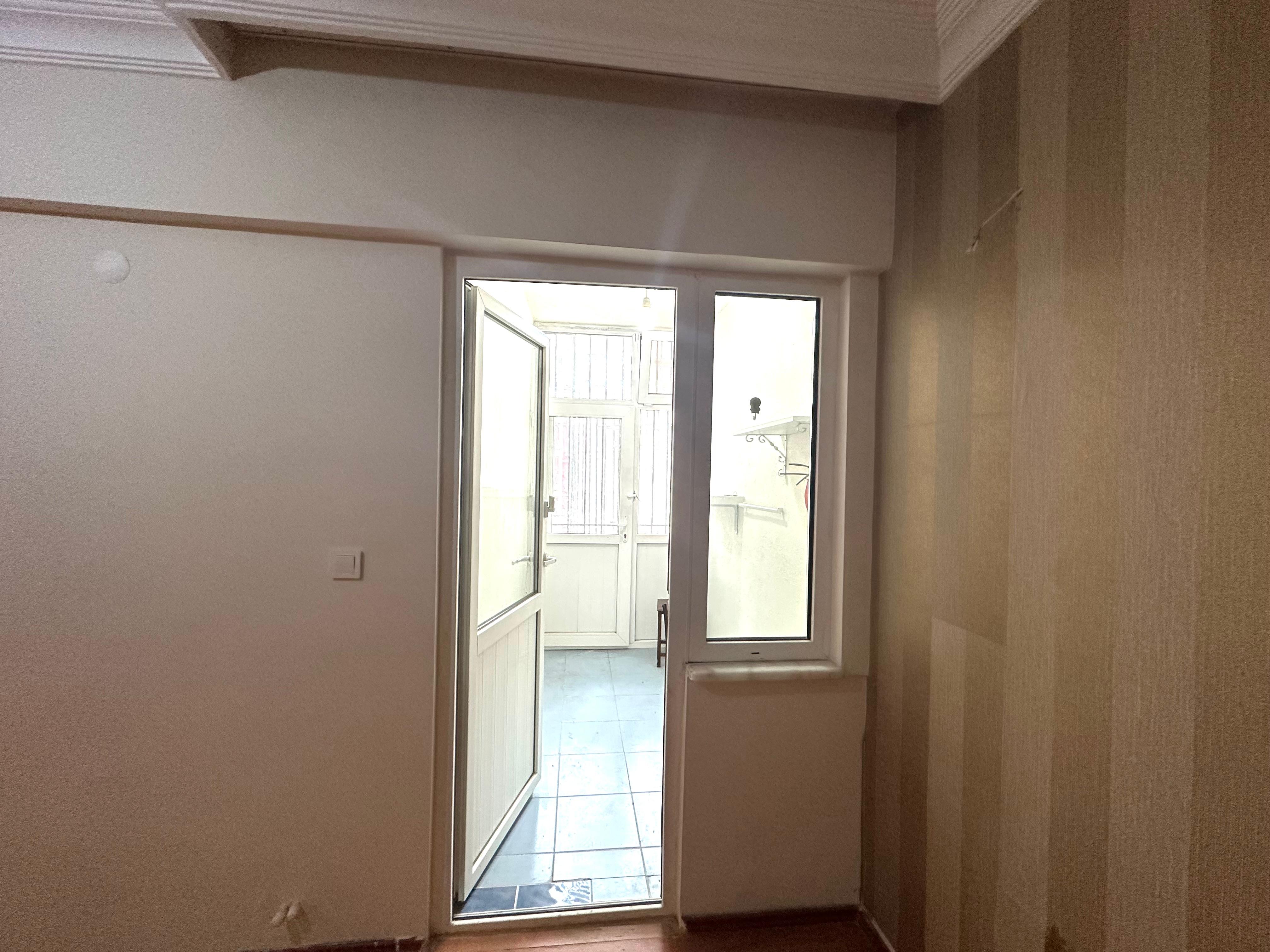 Kiralık Daire, İstanbul / ESENYURT / CUMHURİYET