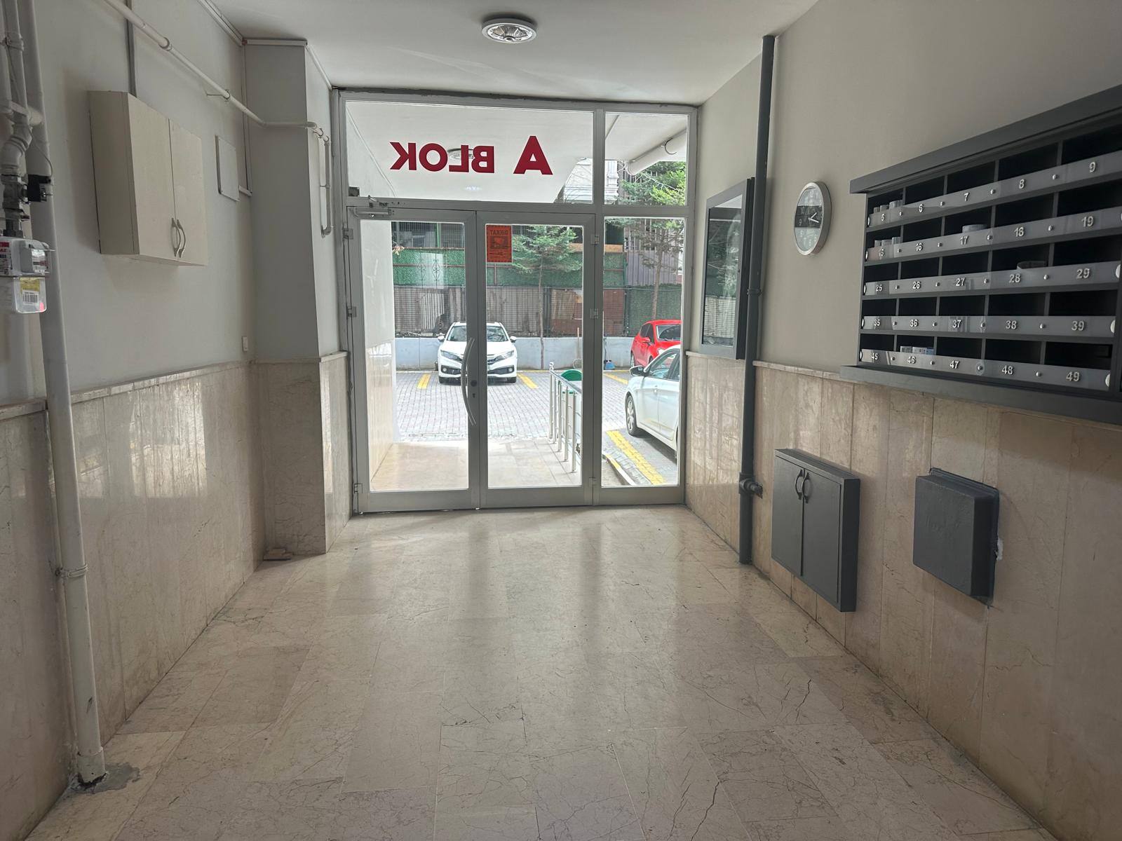 Kiralık Daire, İstanbul / ESENYURT / CUMHURİYET 