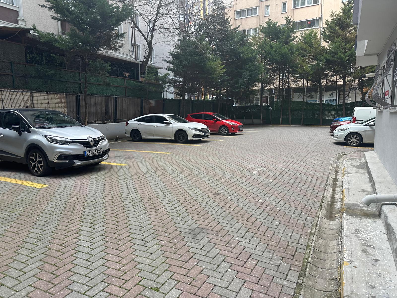 Kiralık Daire, İstanbul / ESENYURT / CUMHURİYET 