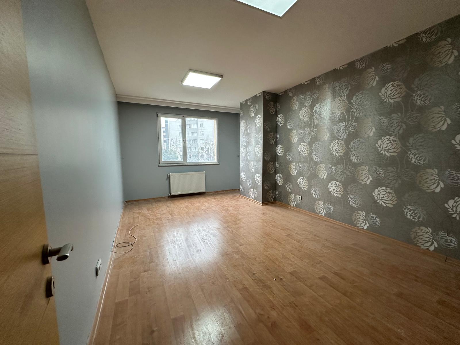 Kiralık Daire, İstanbul / ESENYURT