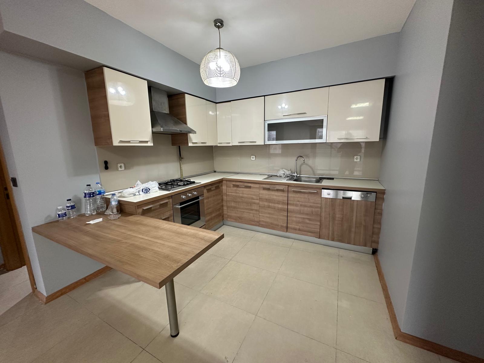 Kiralık Daire, İstanbul / ESENYURT