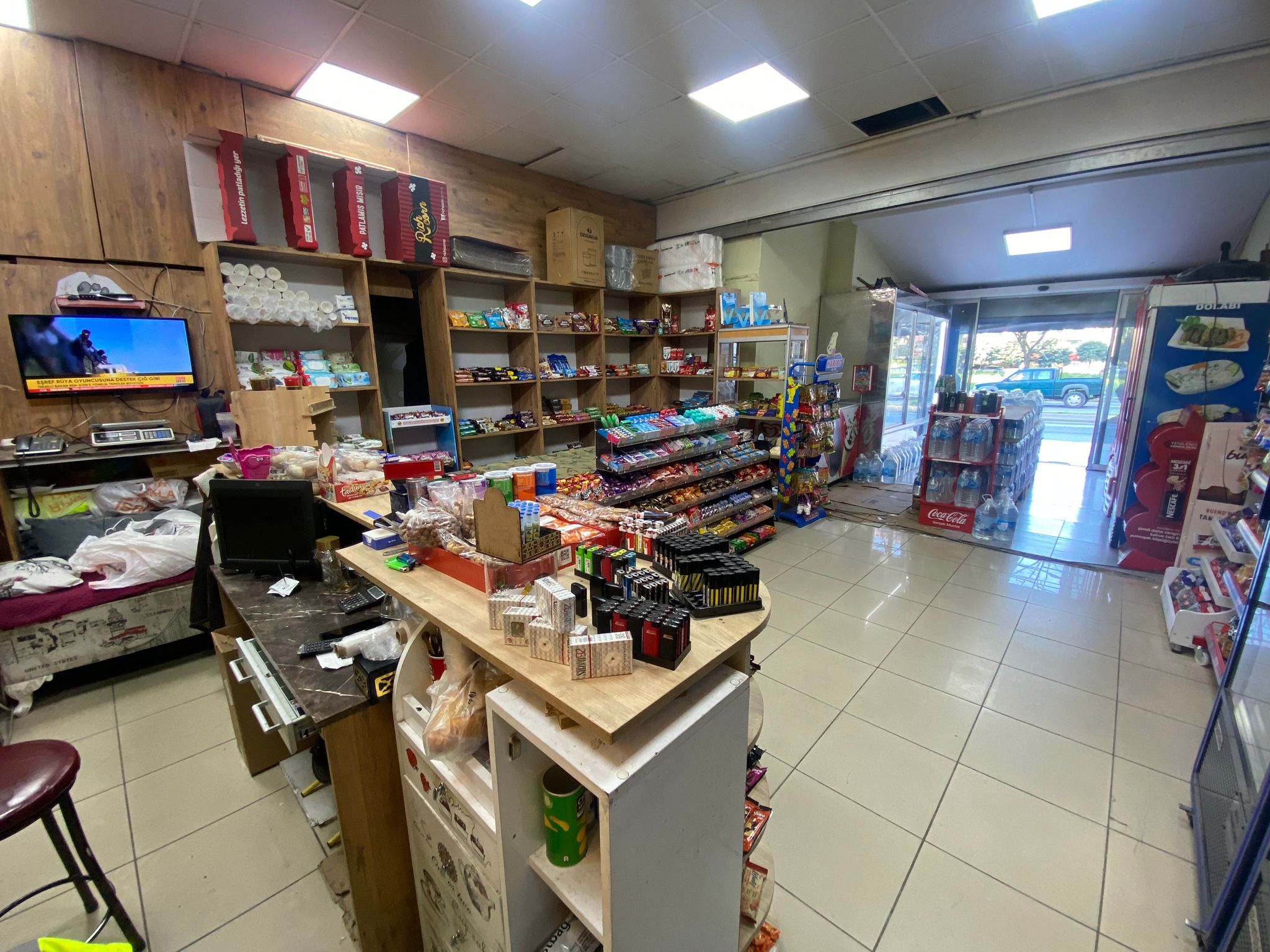 Kiralık Dükkan, İstanbul / BEYLİKDÜZÜ / BARIŞ MAHALLESİ