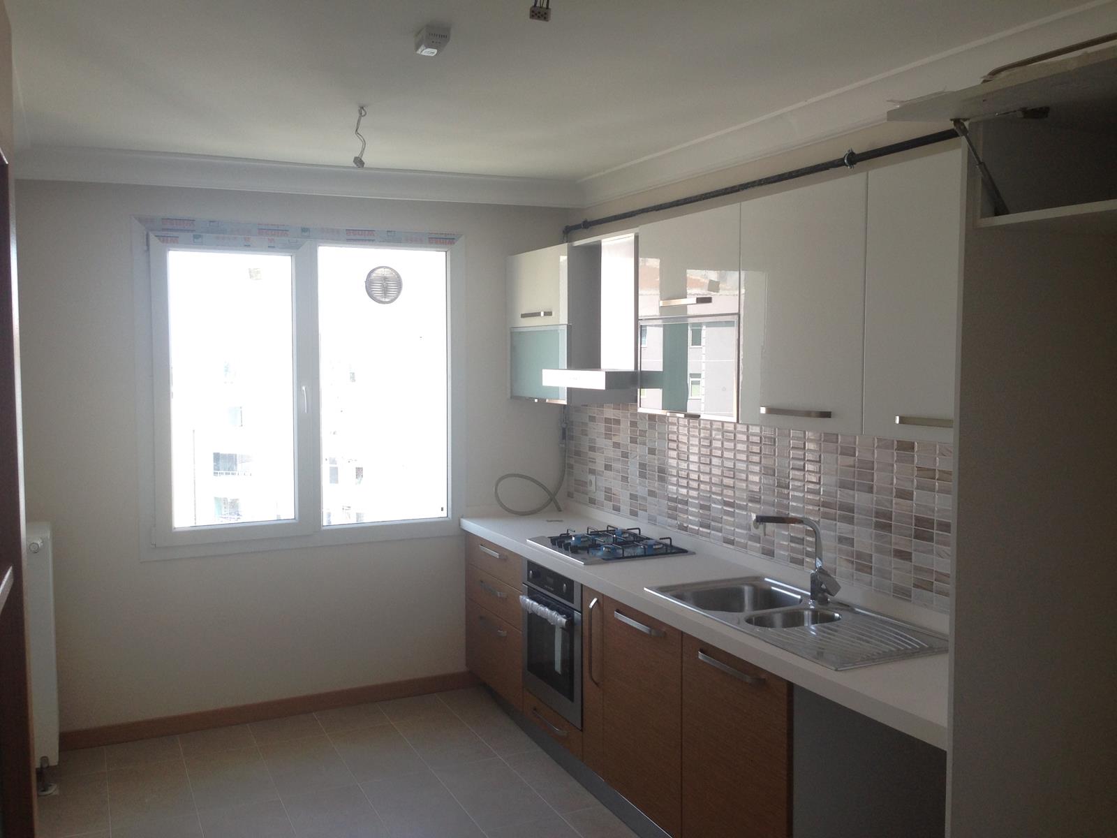 Satılık Daire, İstanbul / BEYLİKDÜZÜ / BARIŞ MAH
