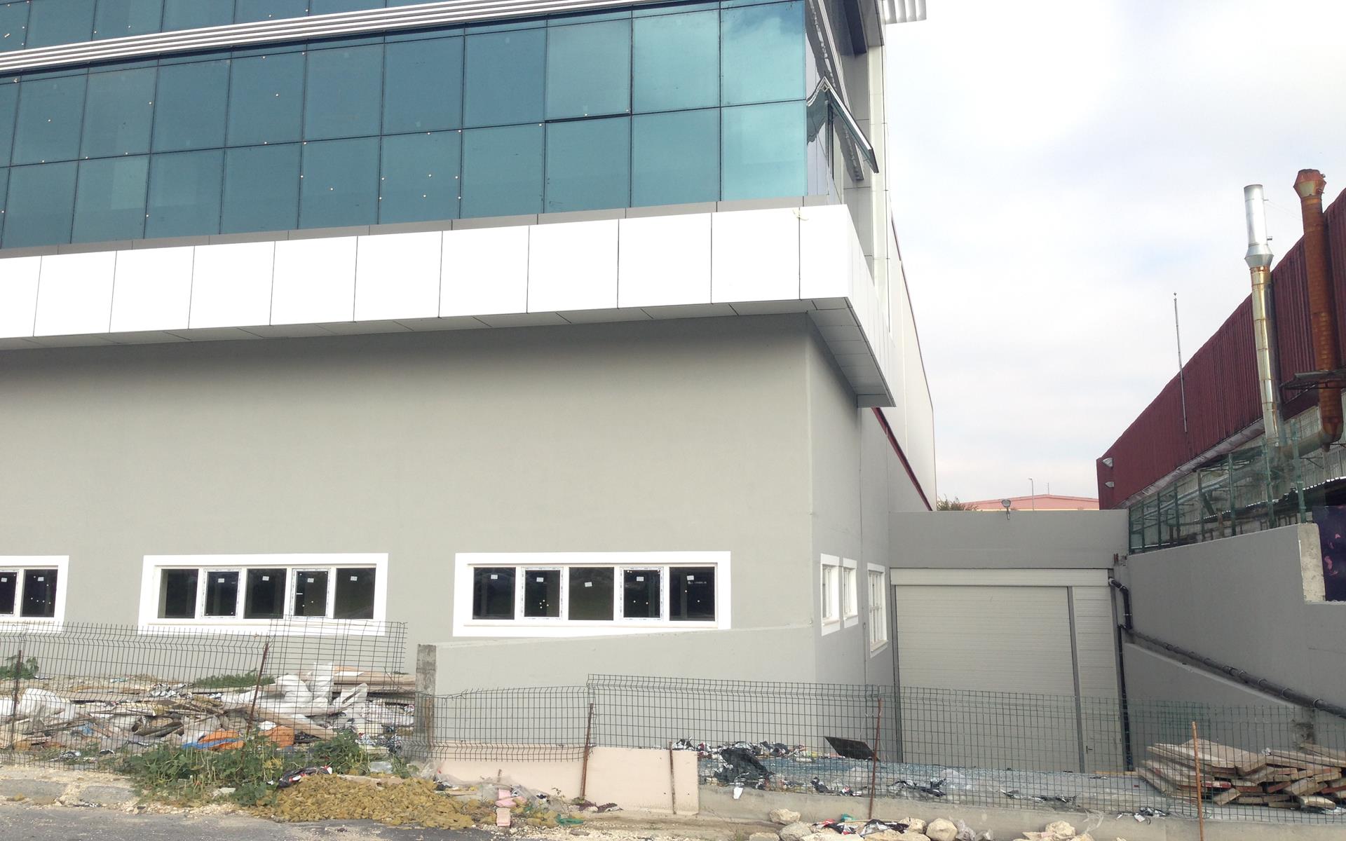 Kiralık Fabrika, İstanbul