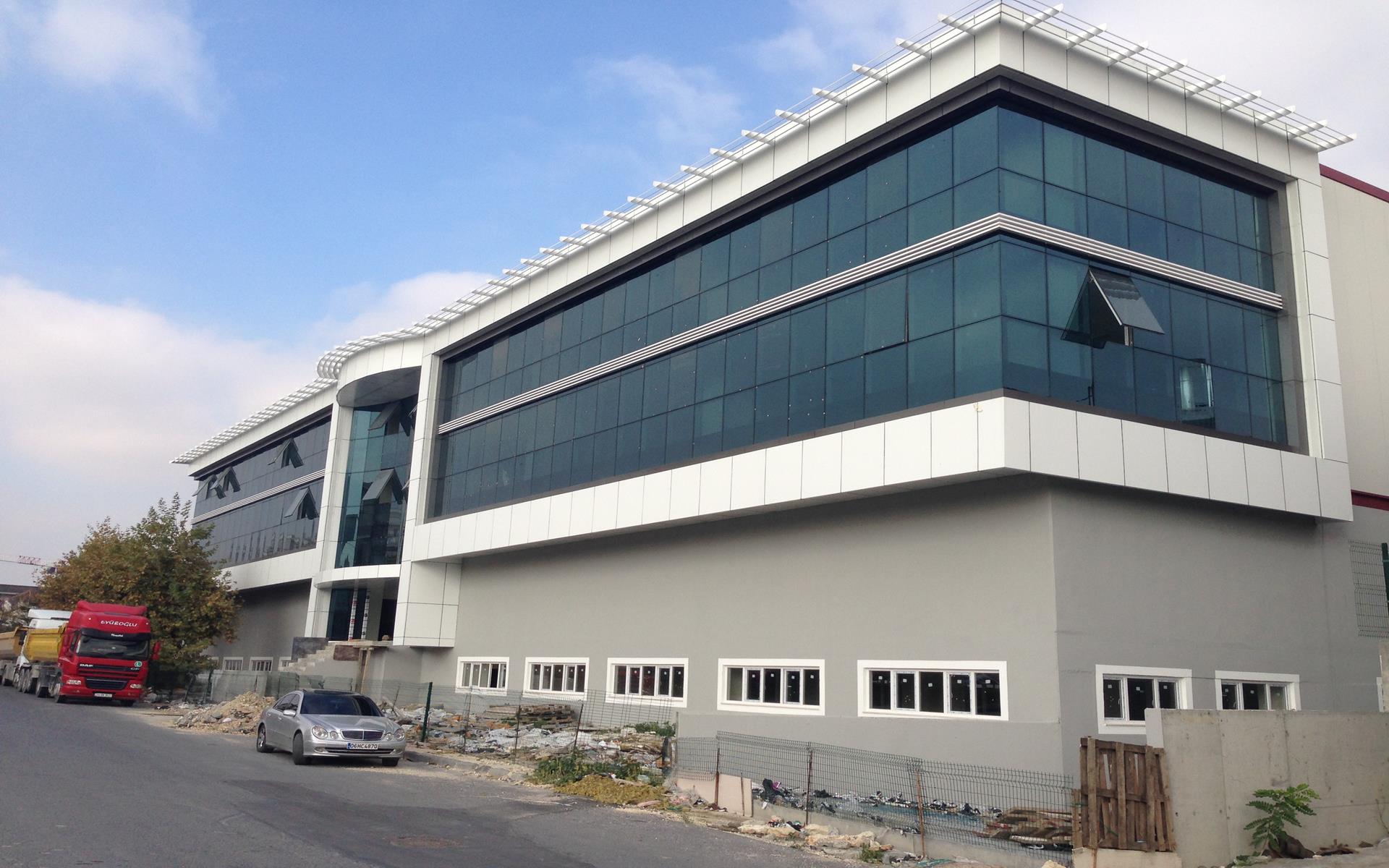 Kiralık Fabrika, İstanbul