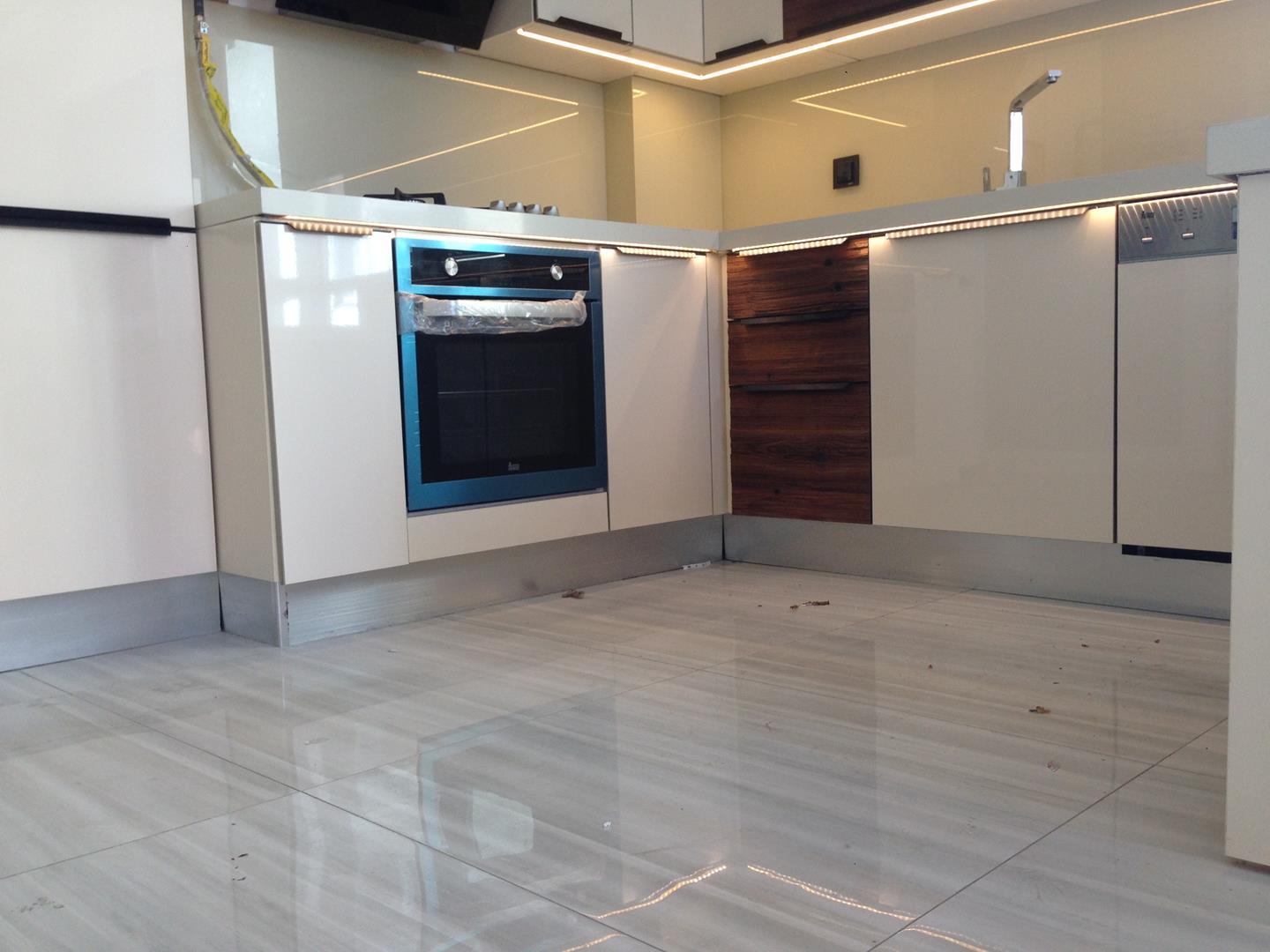 Kiralık Daire, İstanbul / ESENYURT / CUMHURİYET