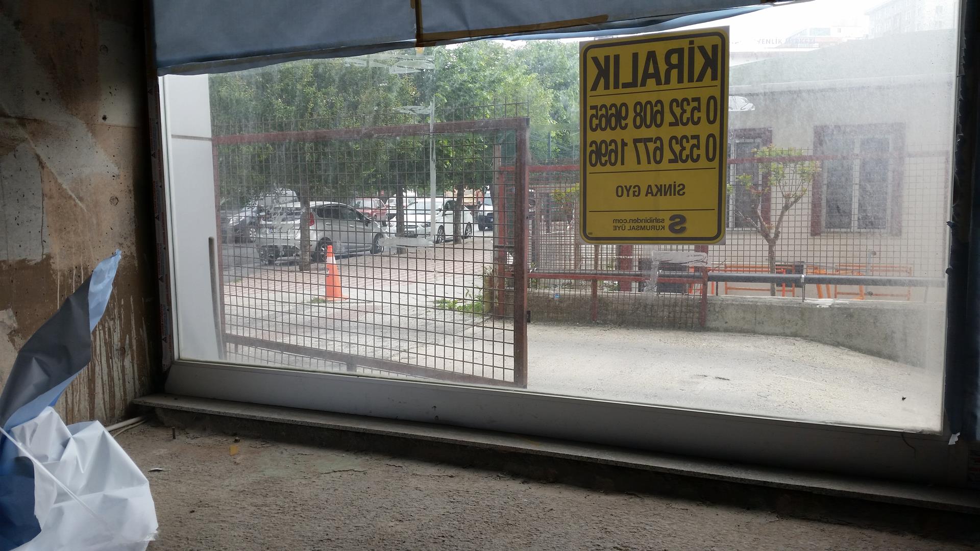Kiralık Dükkan, İstanbul / ESENYURT / CUMHURİYET
